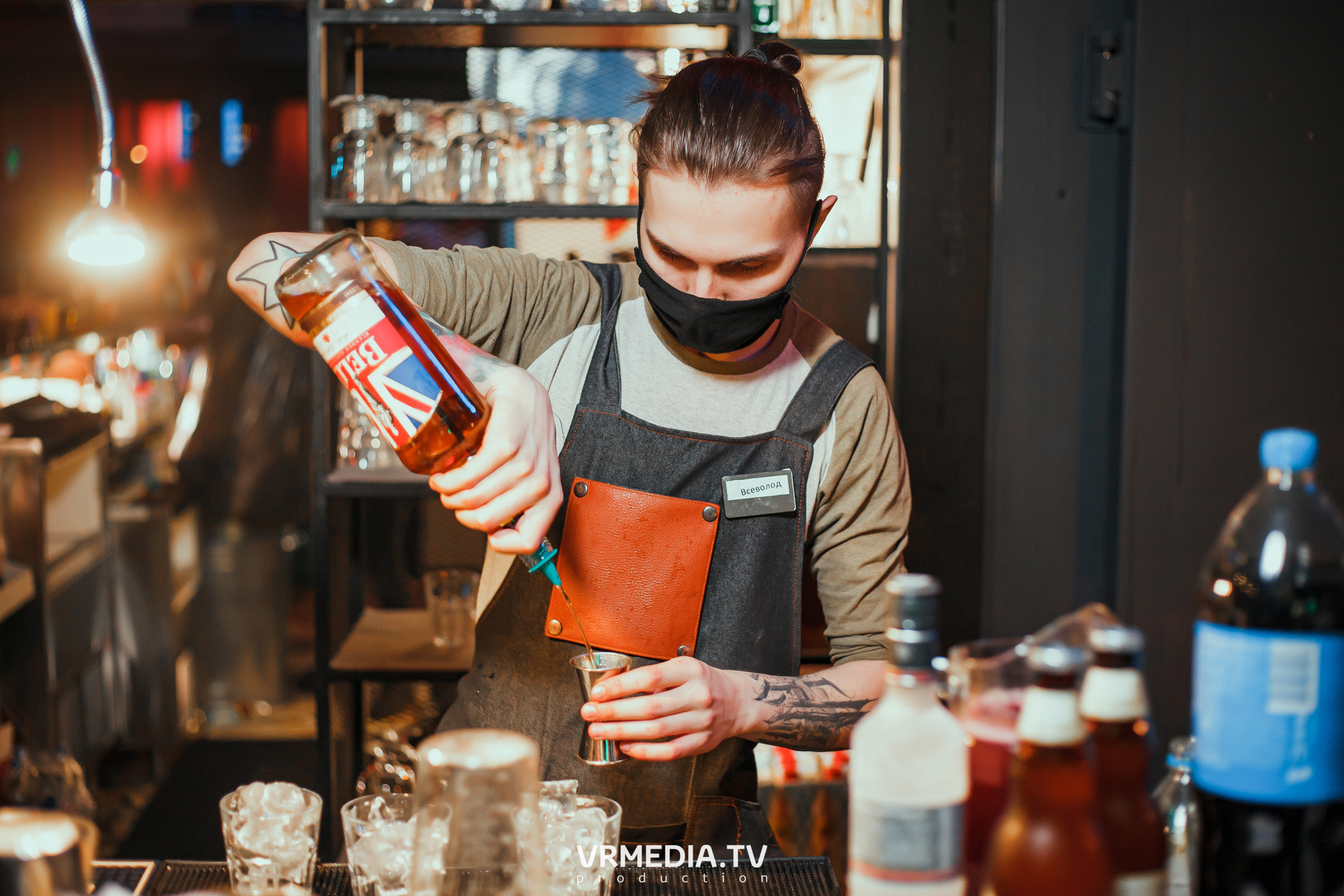 Выходные в баре «DOSKI»