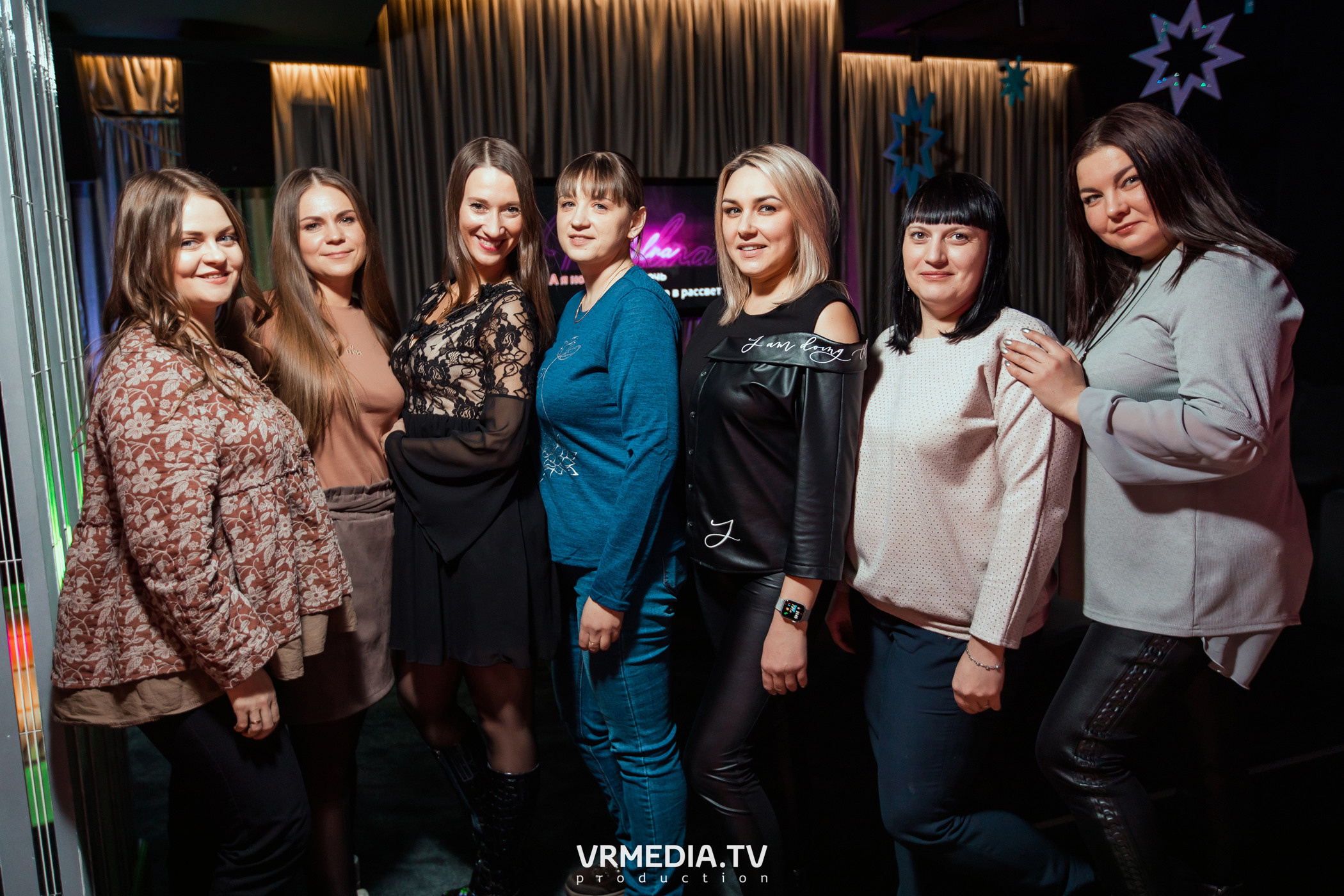 Довольно старый Новый год в караоке «Volna»