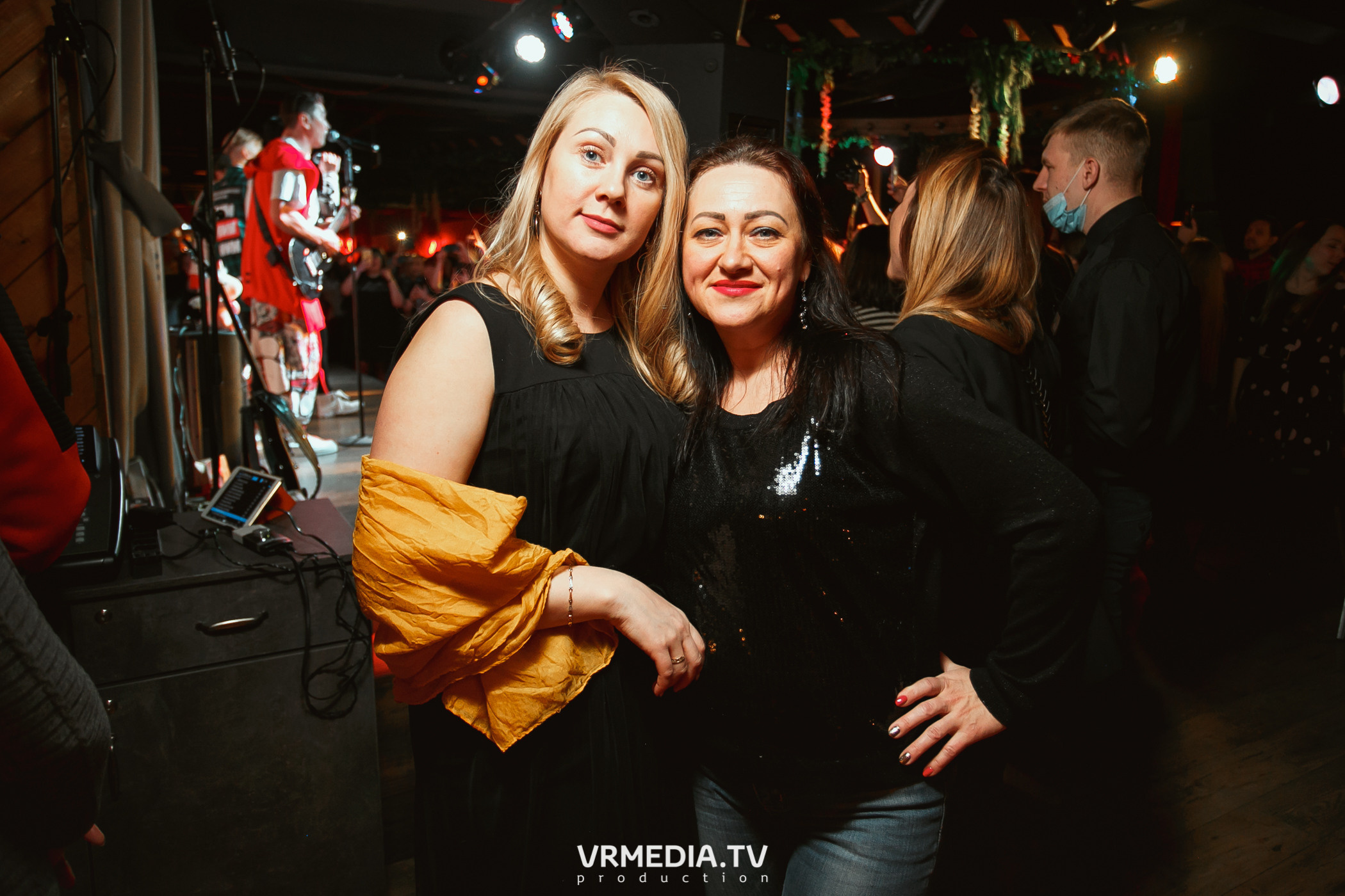 Группа «На-На» в гриль-баре «Жара»