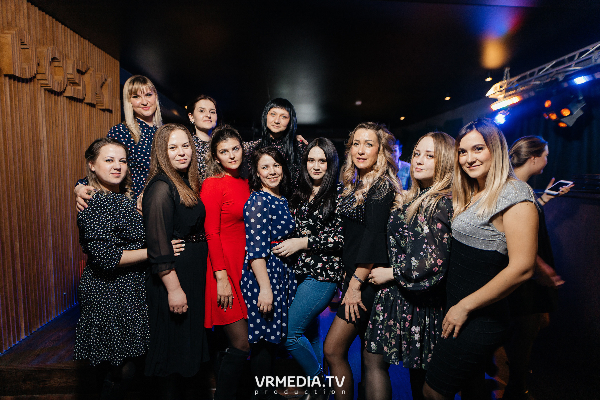 Выходные в баре «DOSKI»