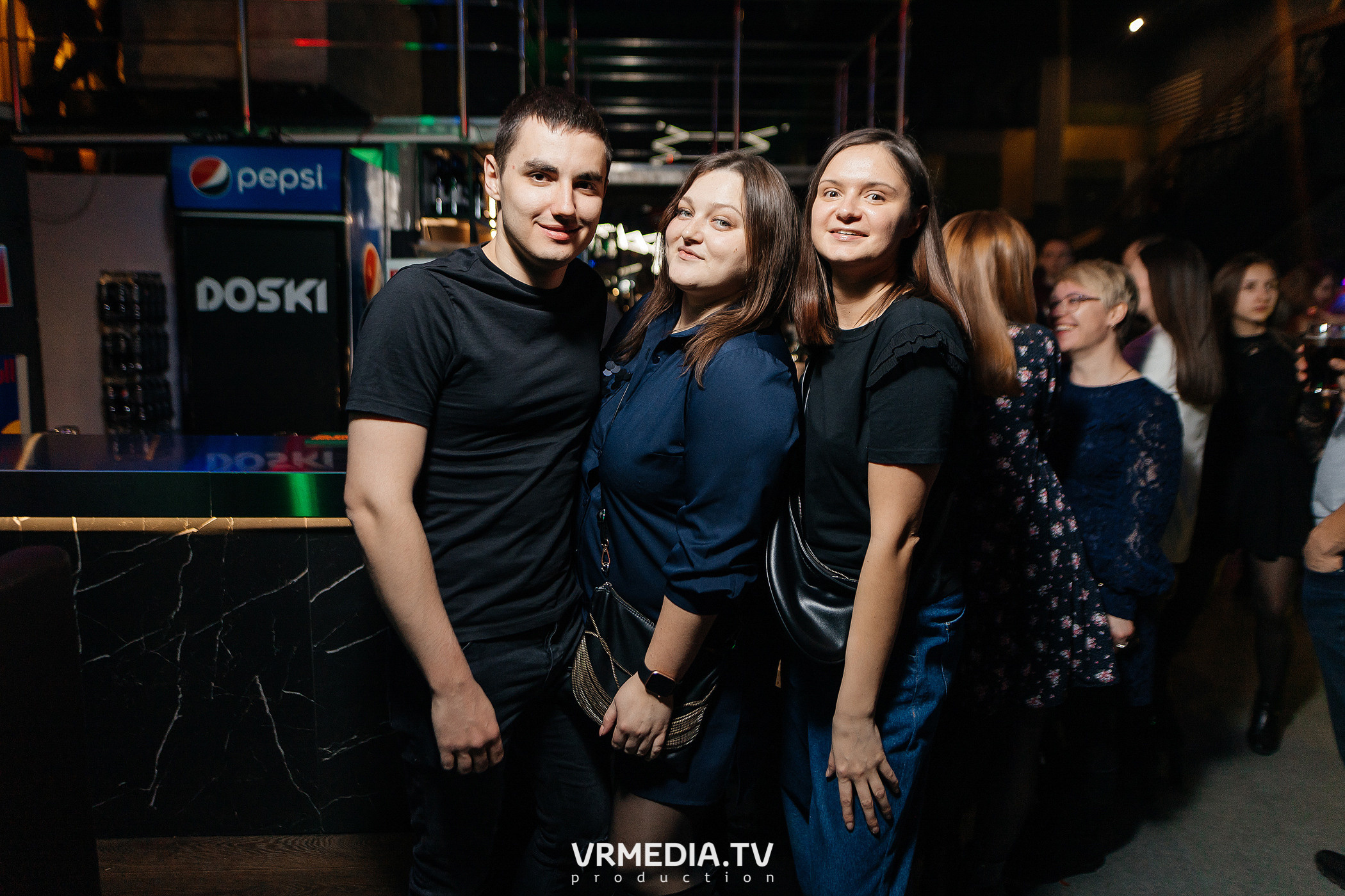 Выходные в баре «DOSKI»