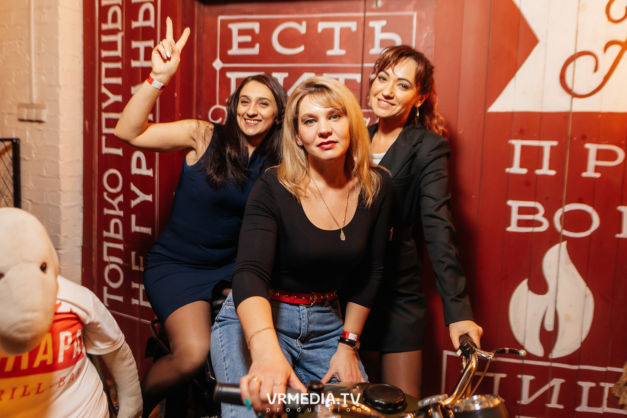 #ЖАРКИЕДНИИНОЧИ в гриль-баре «Жара»