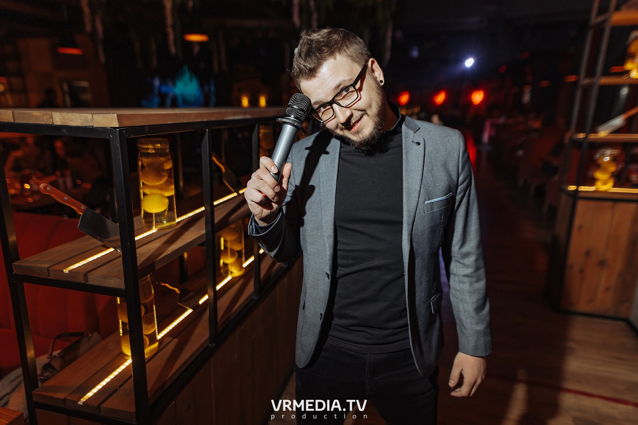 Алые Паруса в гриль-баре «Жара»