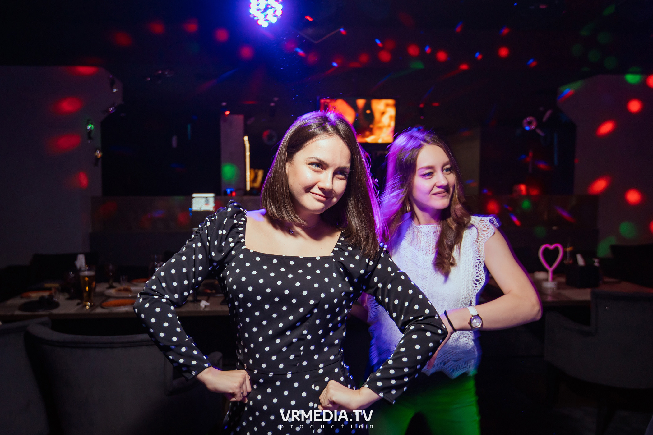 Merry Christmas в караоке «Volna»