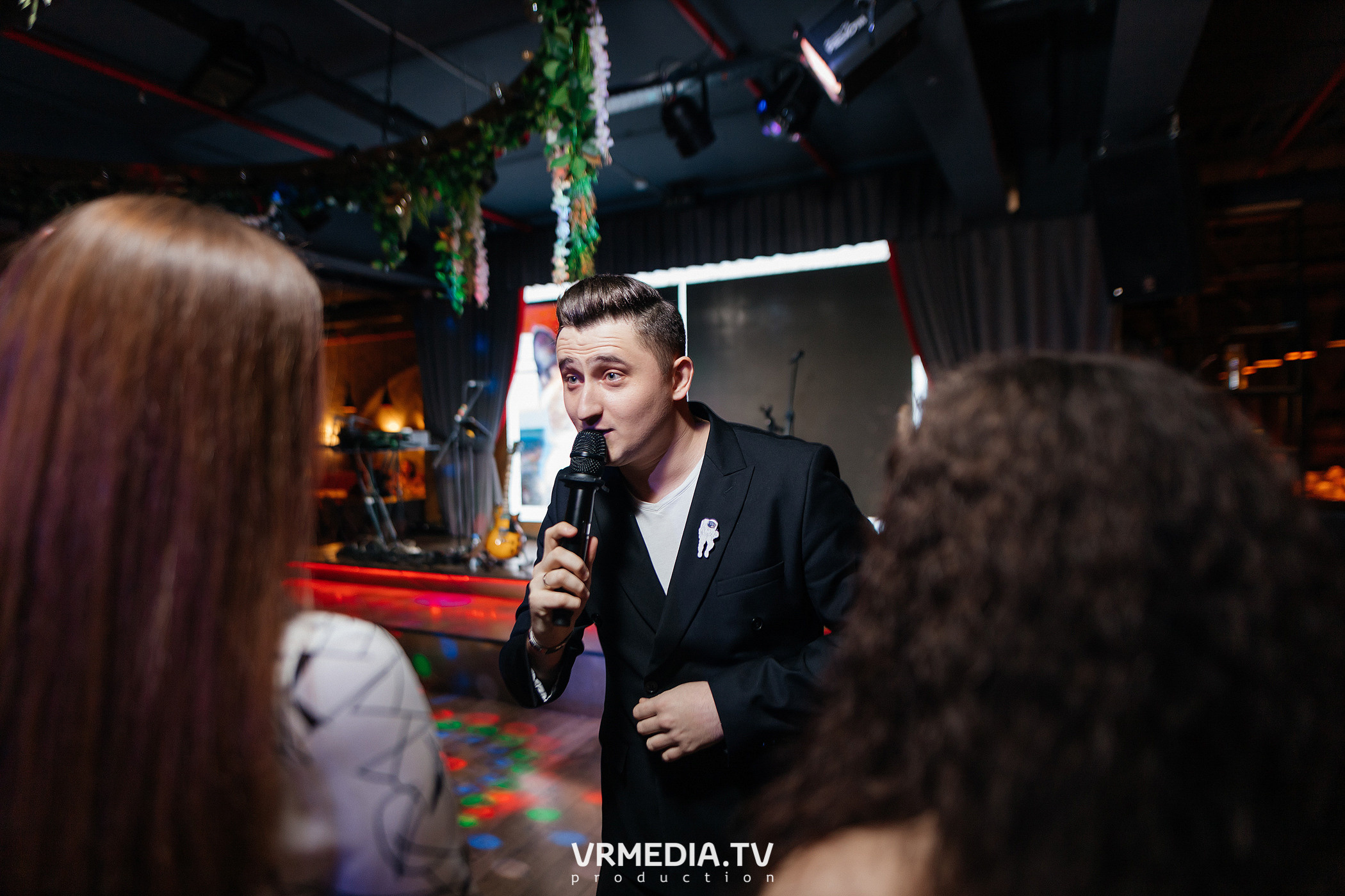 Крупным Планов в гриль-баре «Жара»