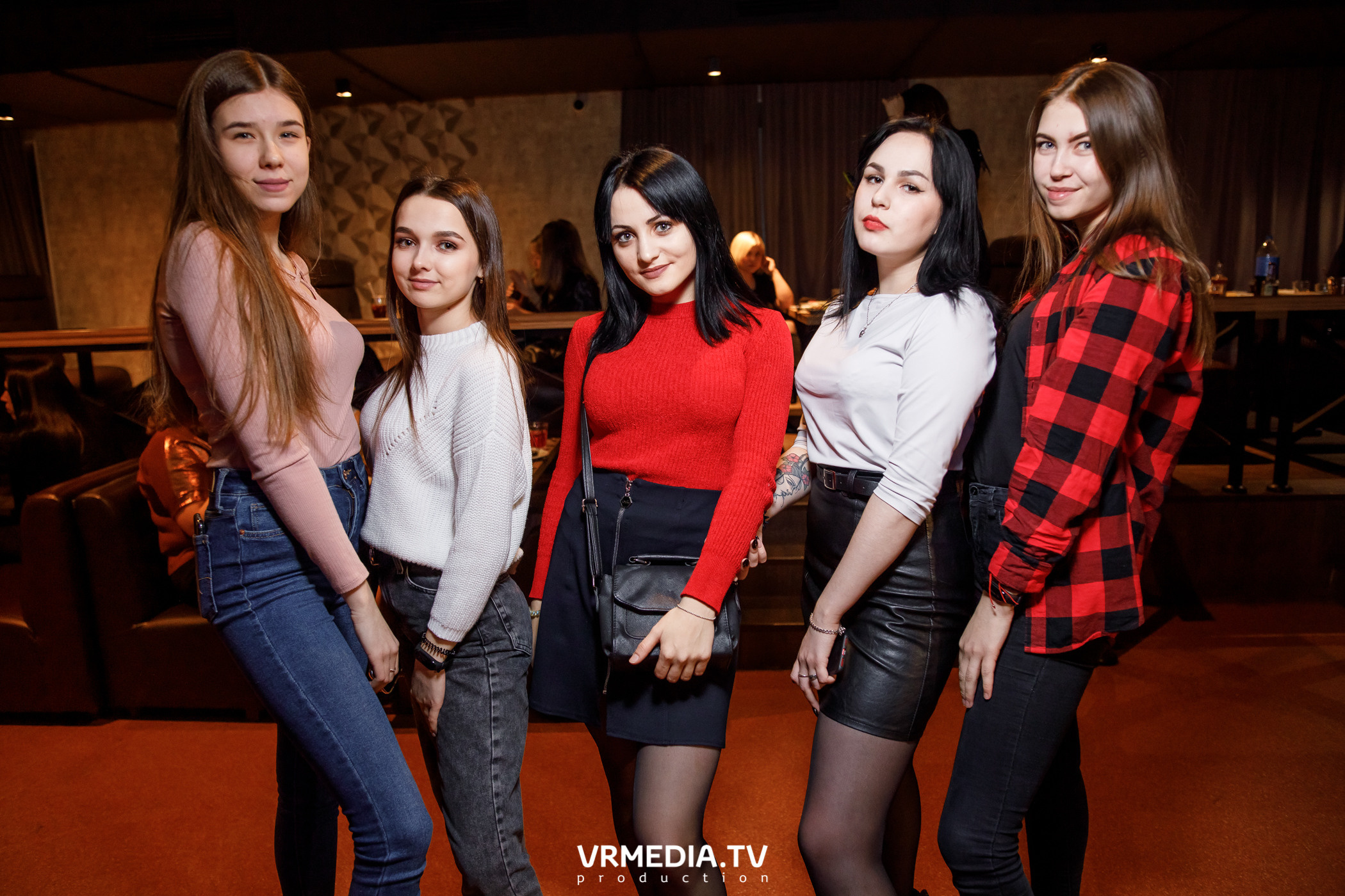 Выходные в баре «DOSKI»