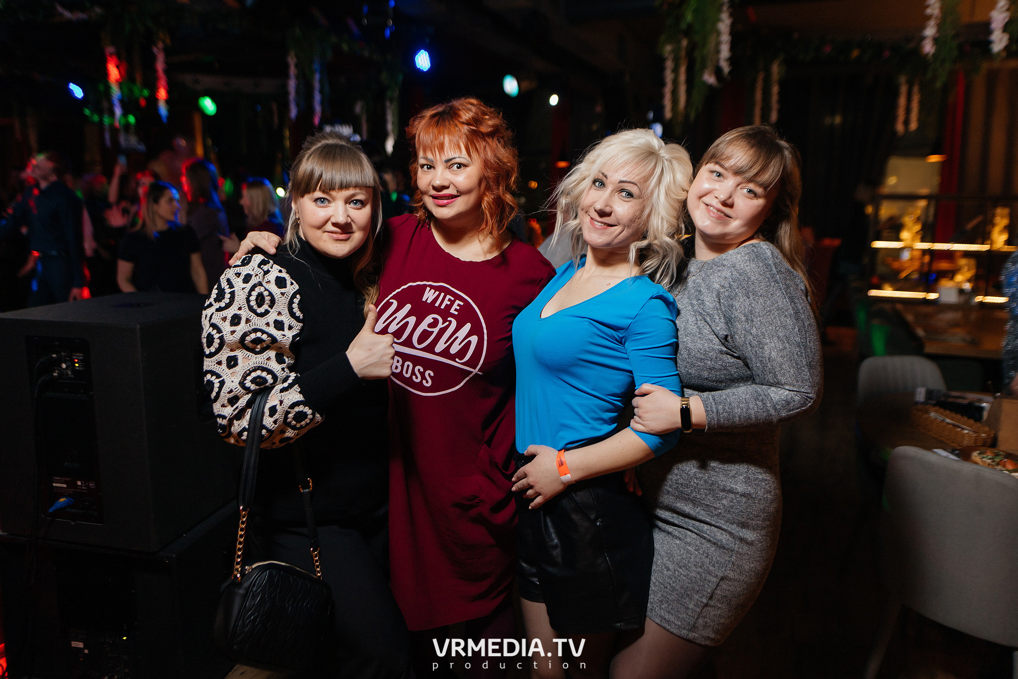 Крупным Планов в гриль-баре «Жара»