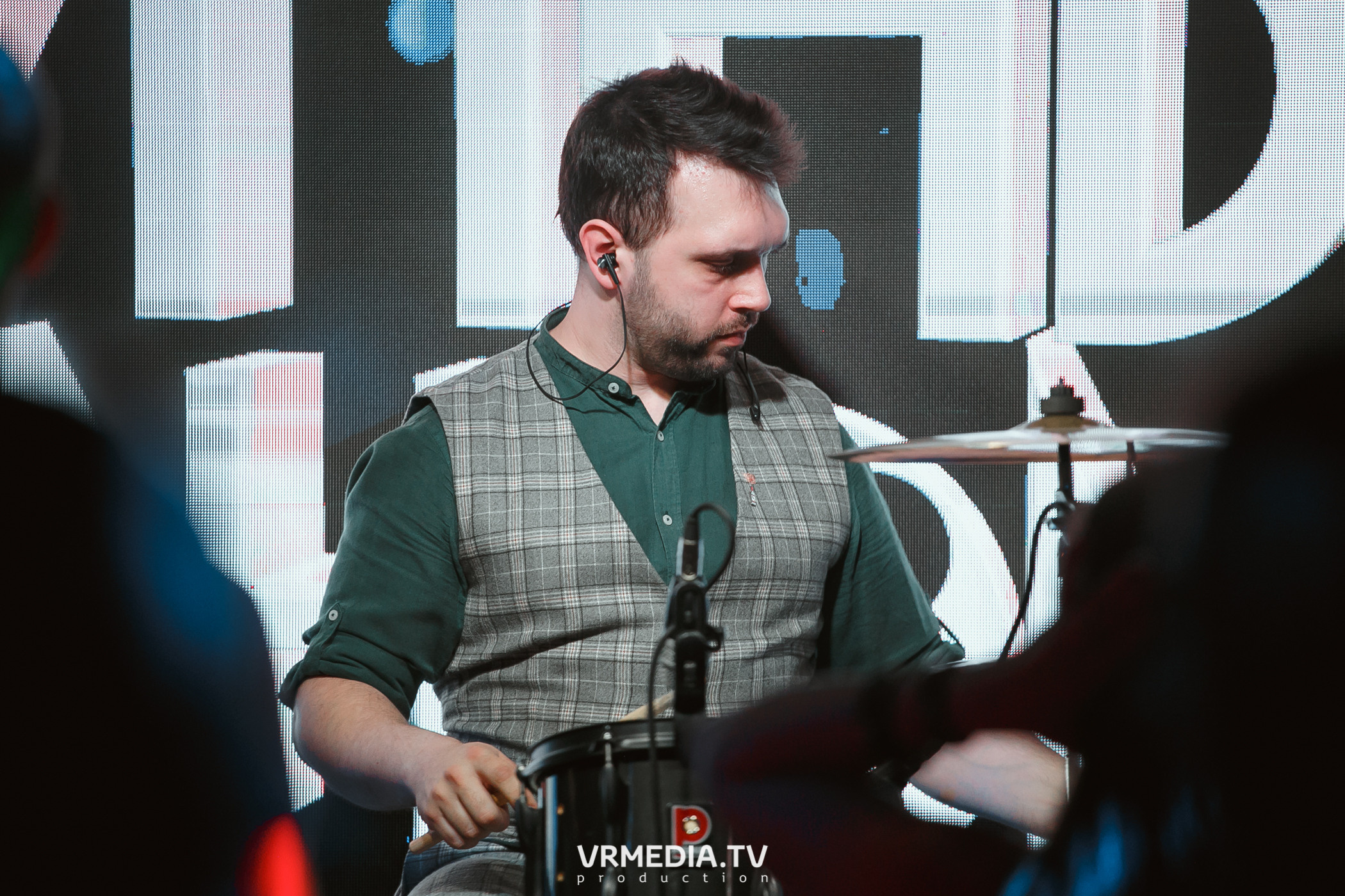 Крупным Планом в гриль-баре «Жара»