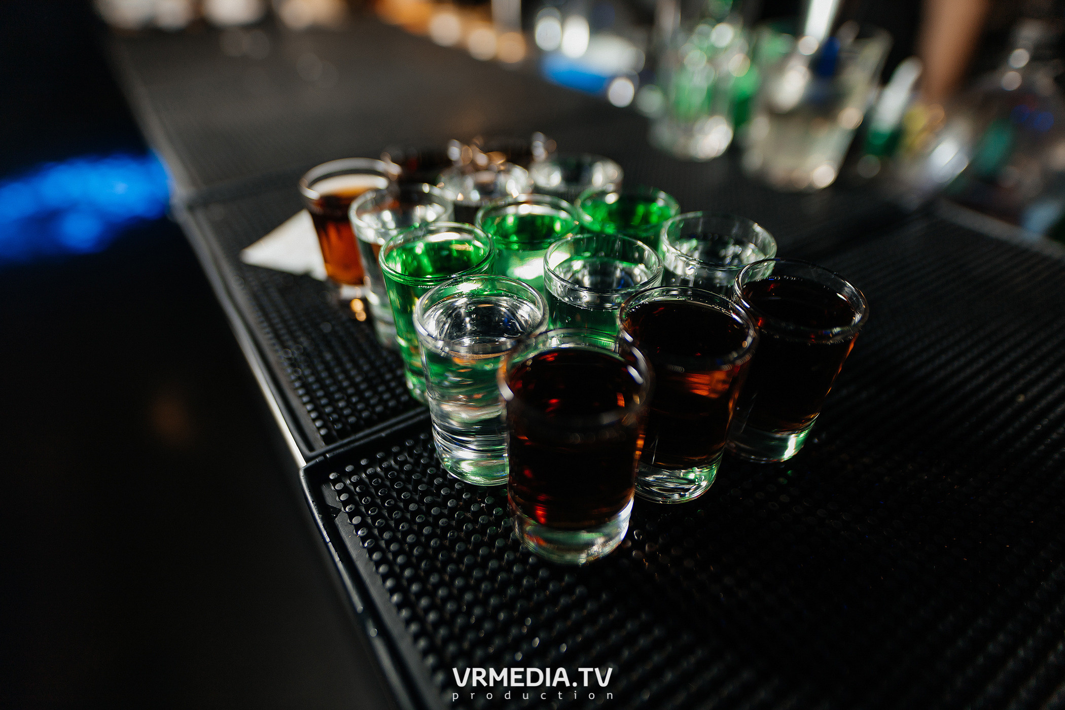 Выходные в баре «DOSKI»