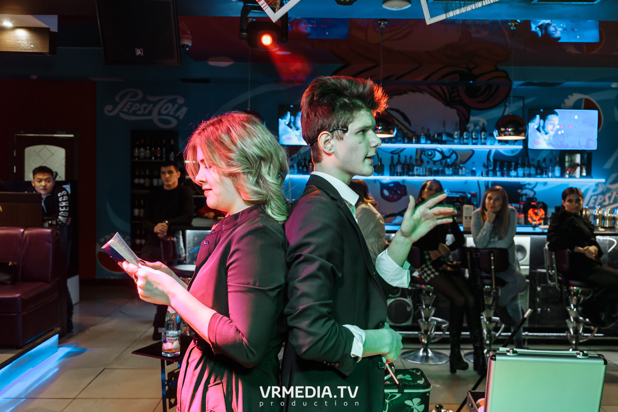 Международный женский день в караоке-баре «Четыре стихии»