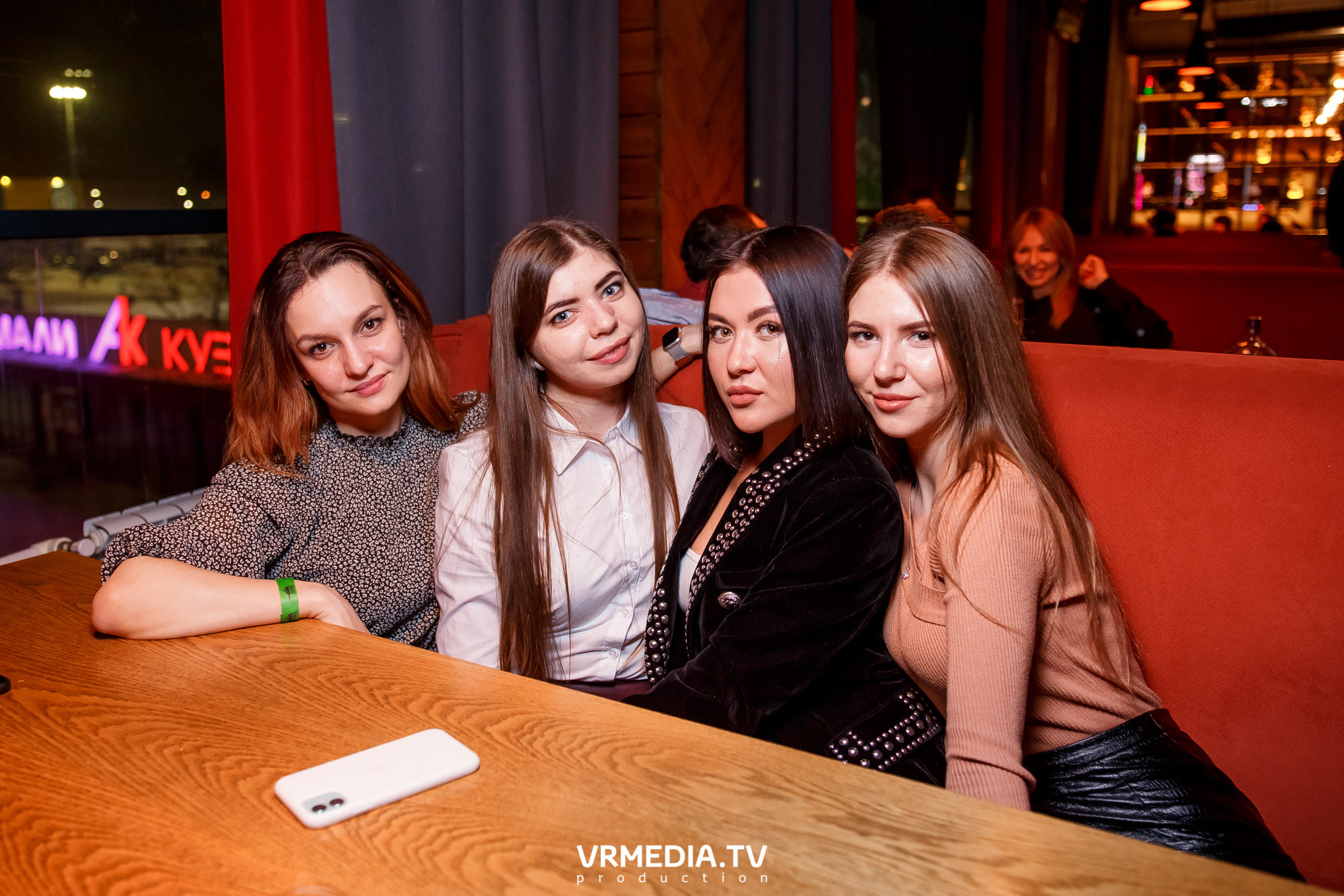 #ЖаркийЖенскийДень в гриль-баре «Жара»