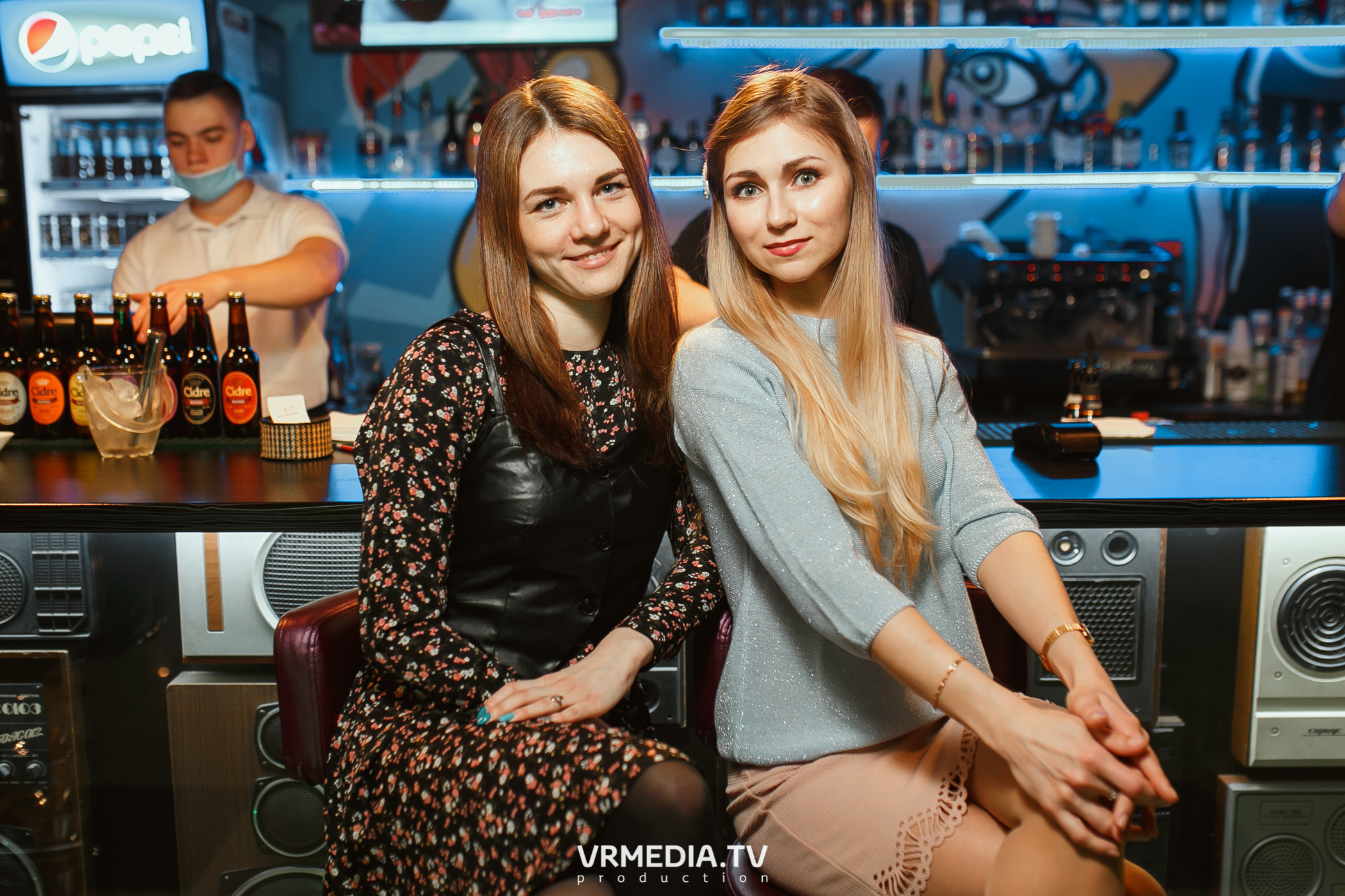 Международный женский день в караоке-баре «Четыре стихии»