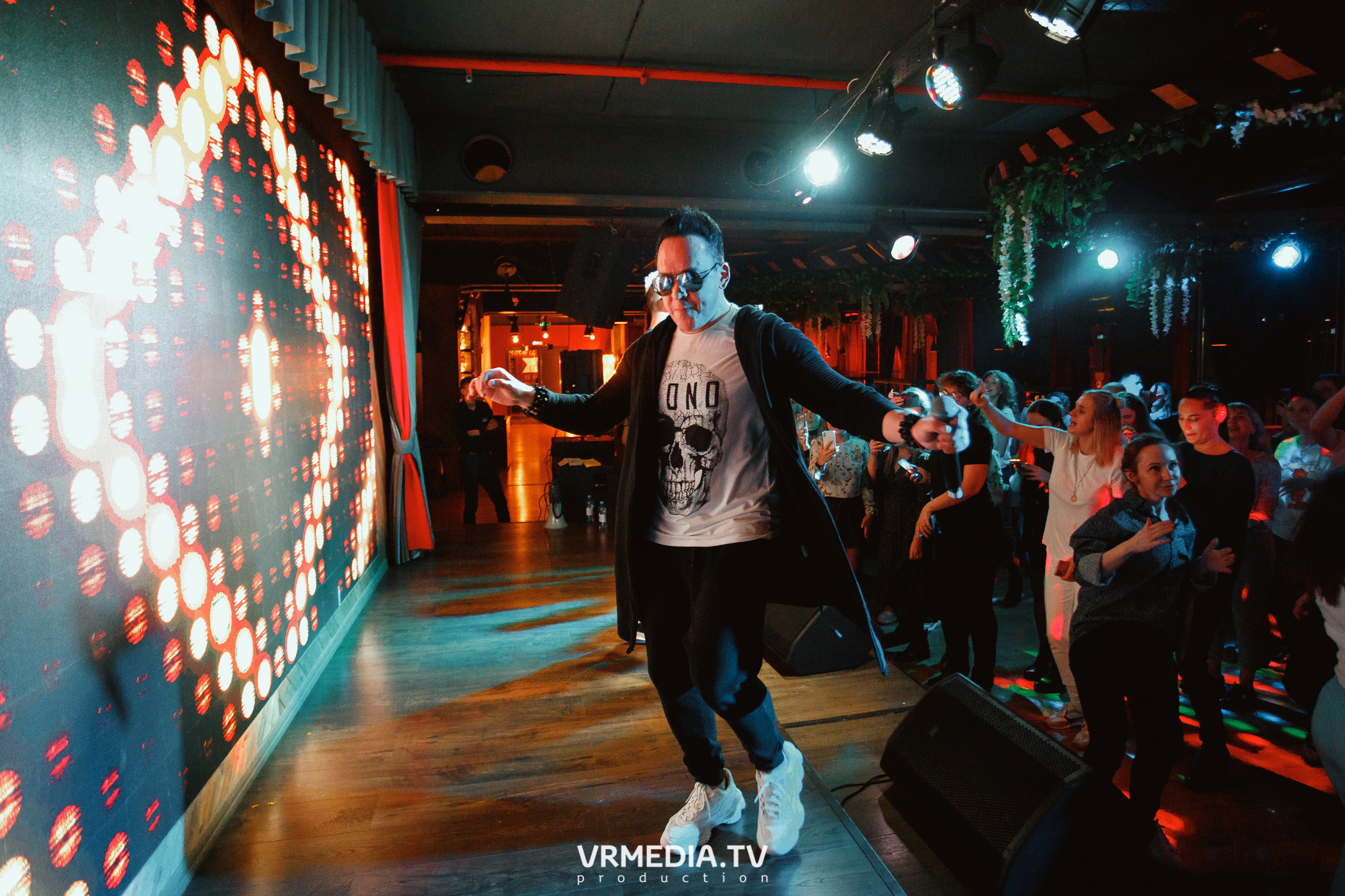 Концерт группы «Отпетые Мошенники» в гриль-баре «Жара»