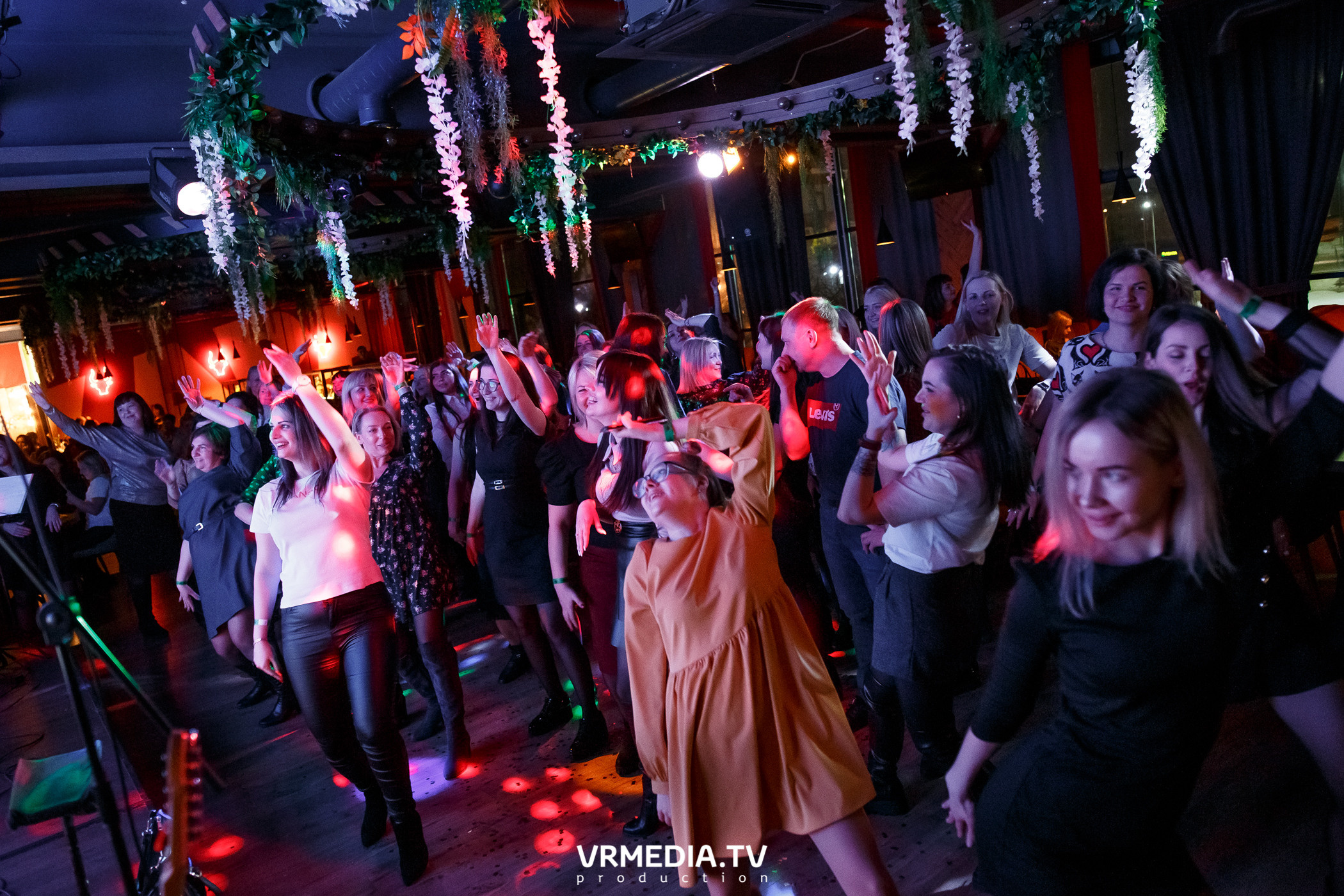 #ЖаркийЖенскийДень в гриль-баре «Жара»