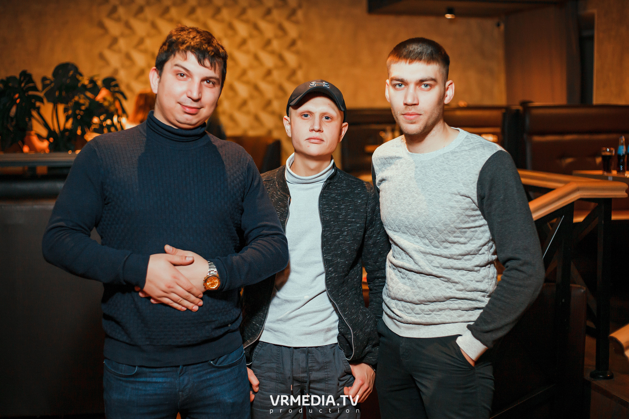 Выходные в баре «DOSKI»