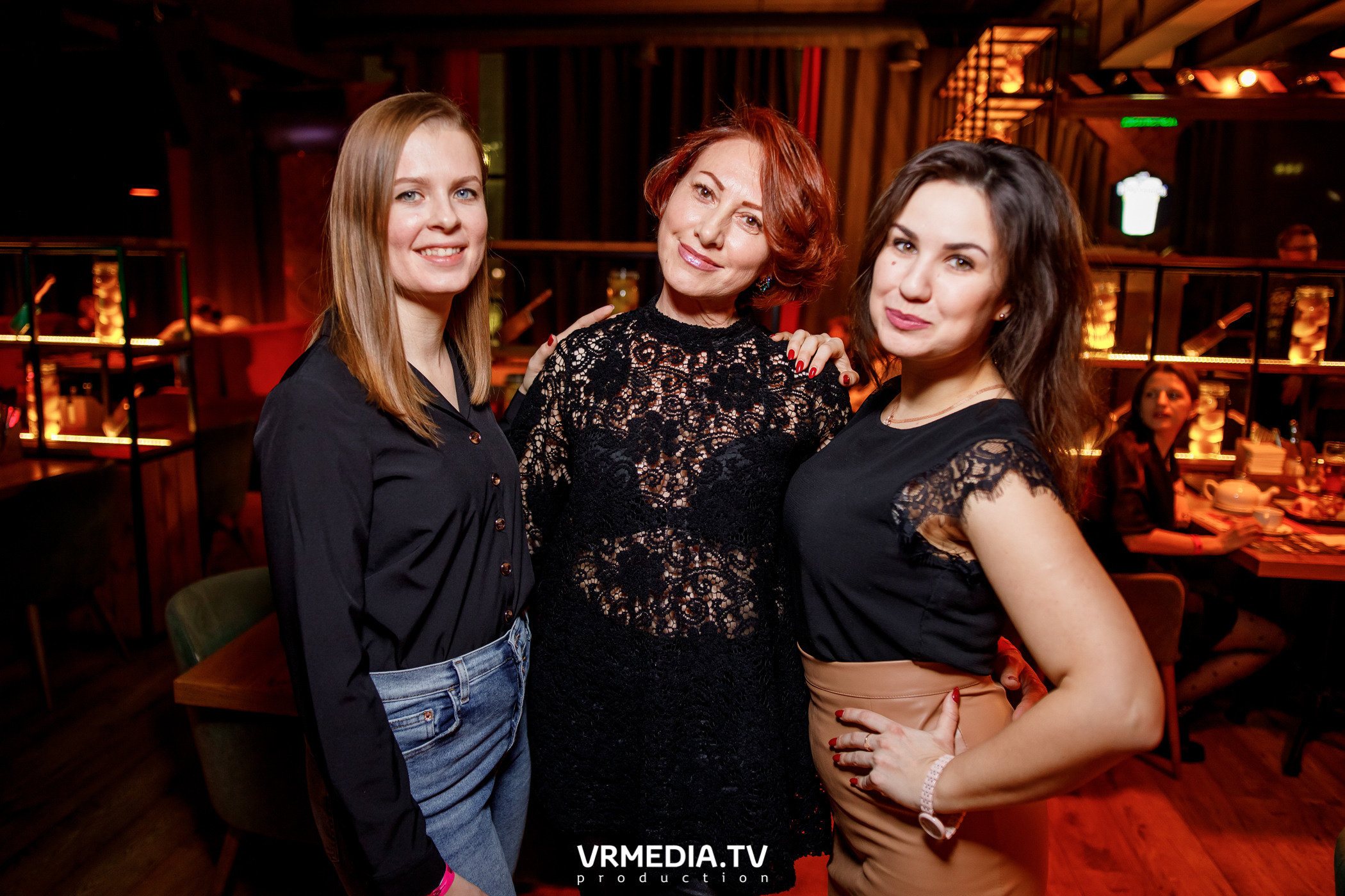 Индиго в гриль-баре «Жара»