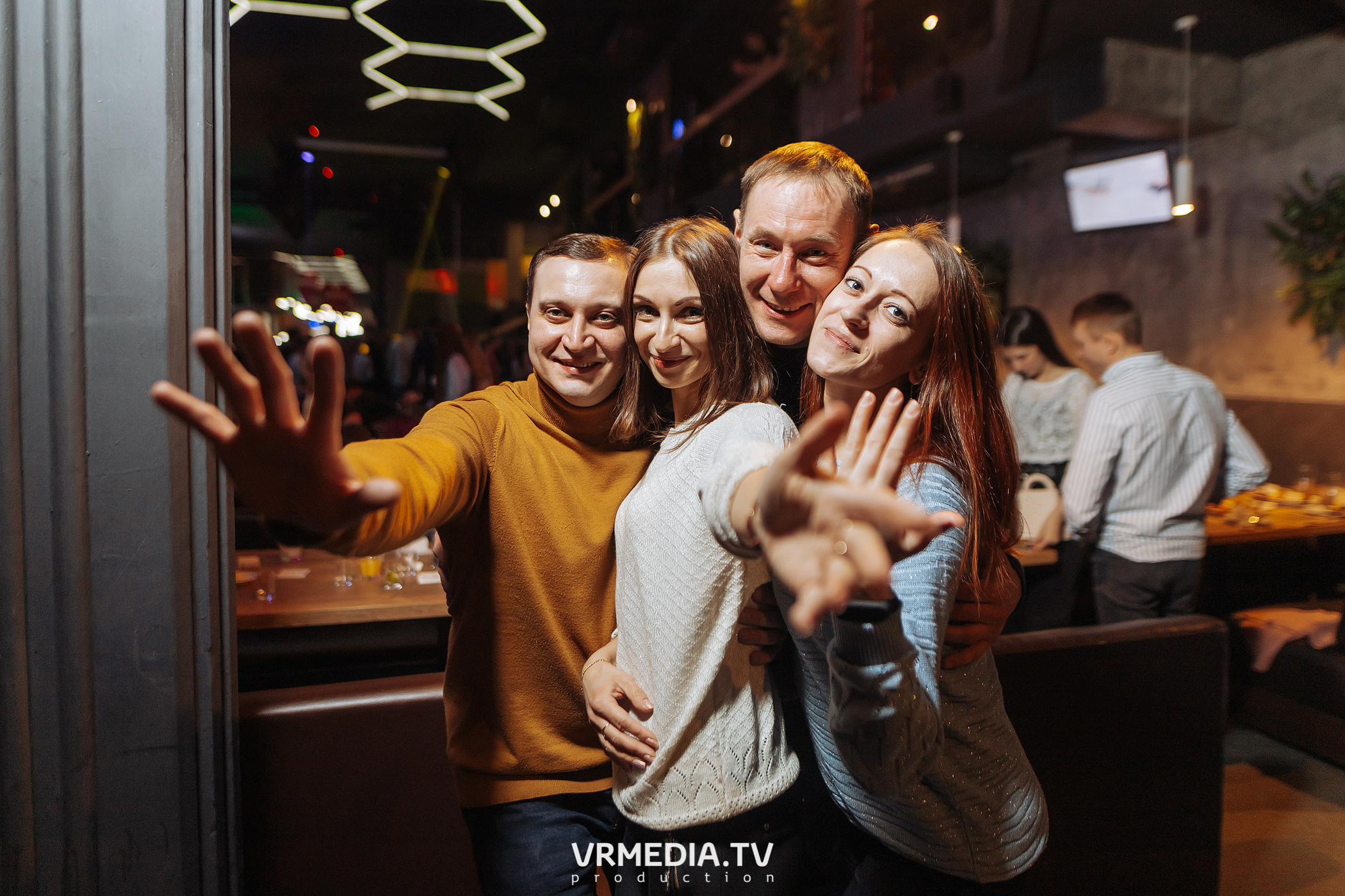 Выходные в баре «DOSKI»