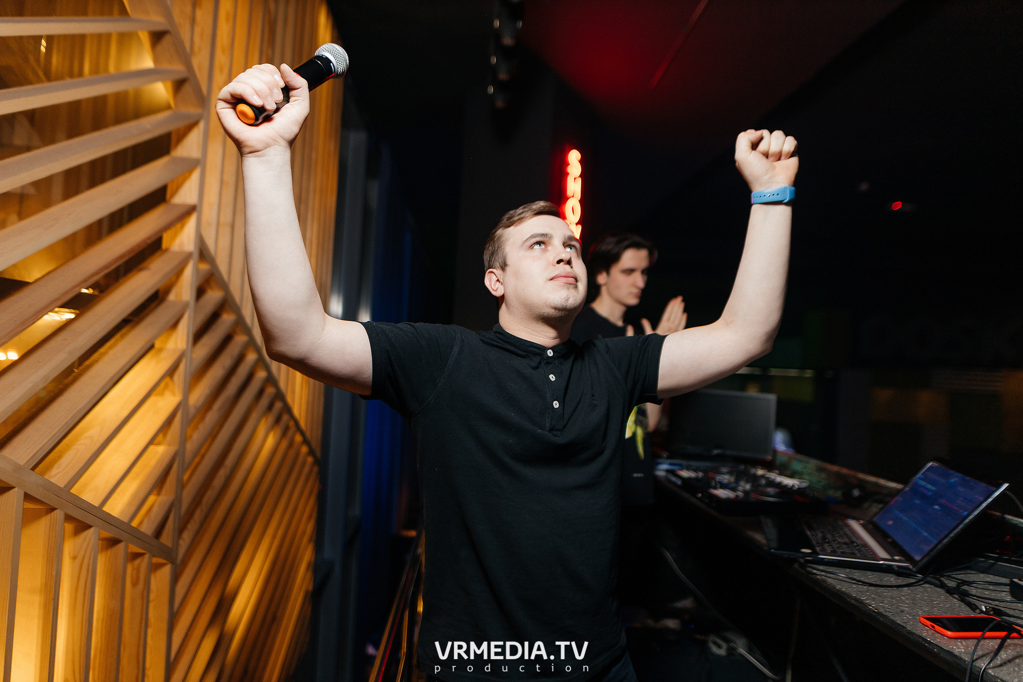 Выходные в баре «DOSKI»