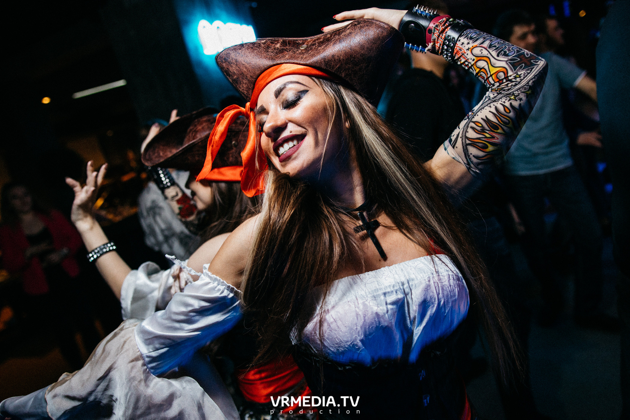 Выходные в баре «DOSKI»