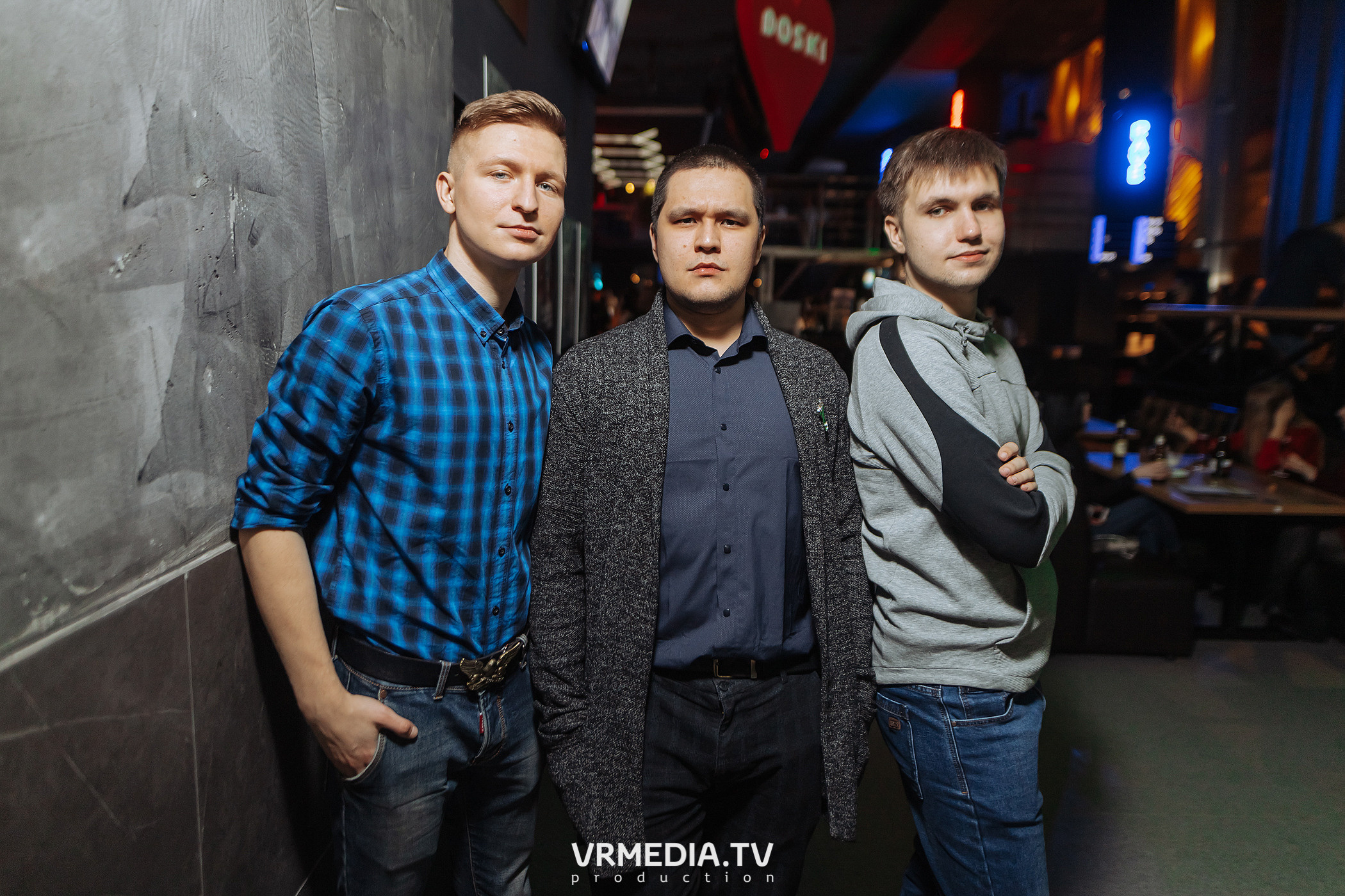 Выходные в баре «DOSKI»