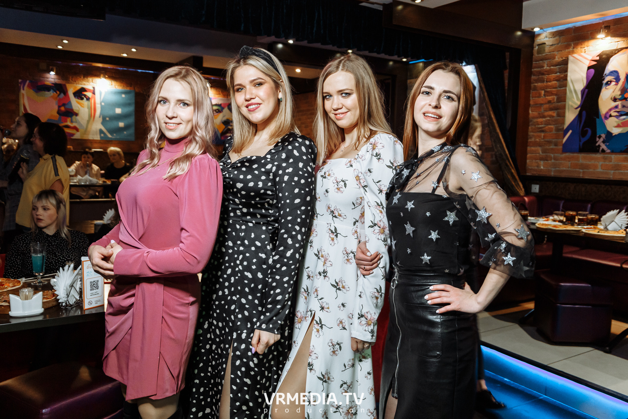 Международный женский день в караоке-баре «Четыре стихии»