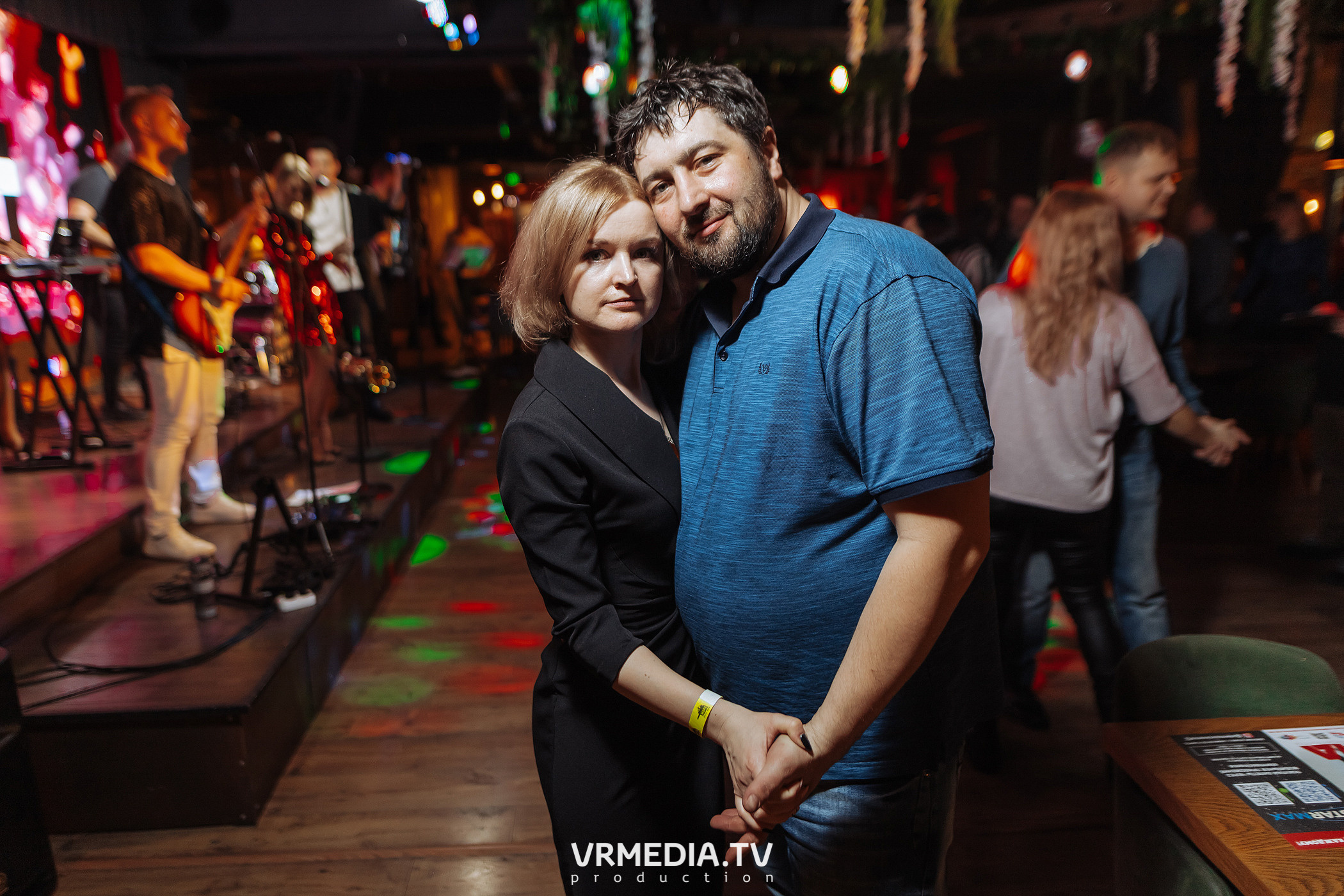 Мы русские в гриль-баре «Жара»