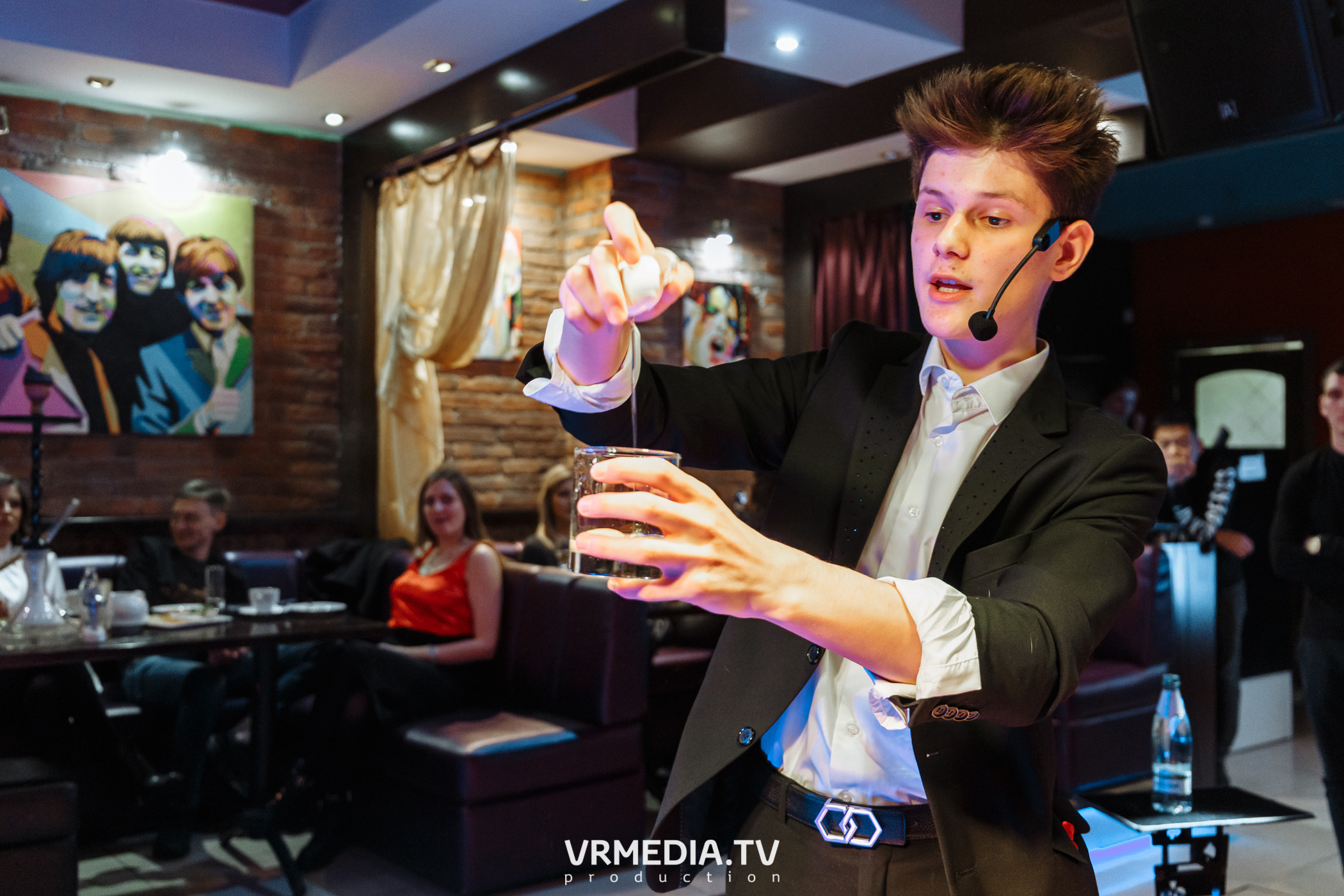 Международный женский день в караоке-баре «Четыре стихии»