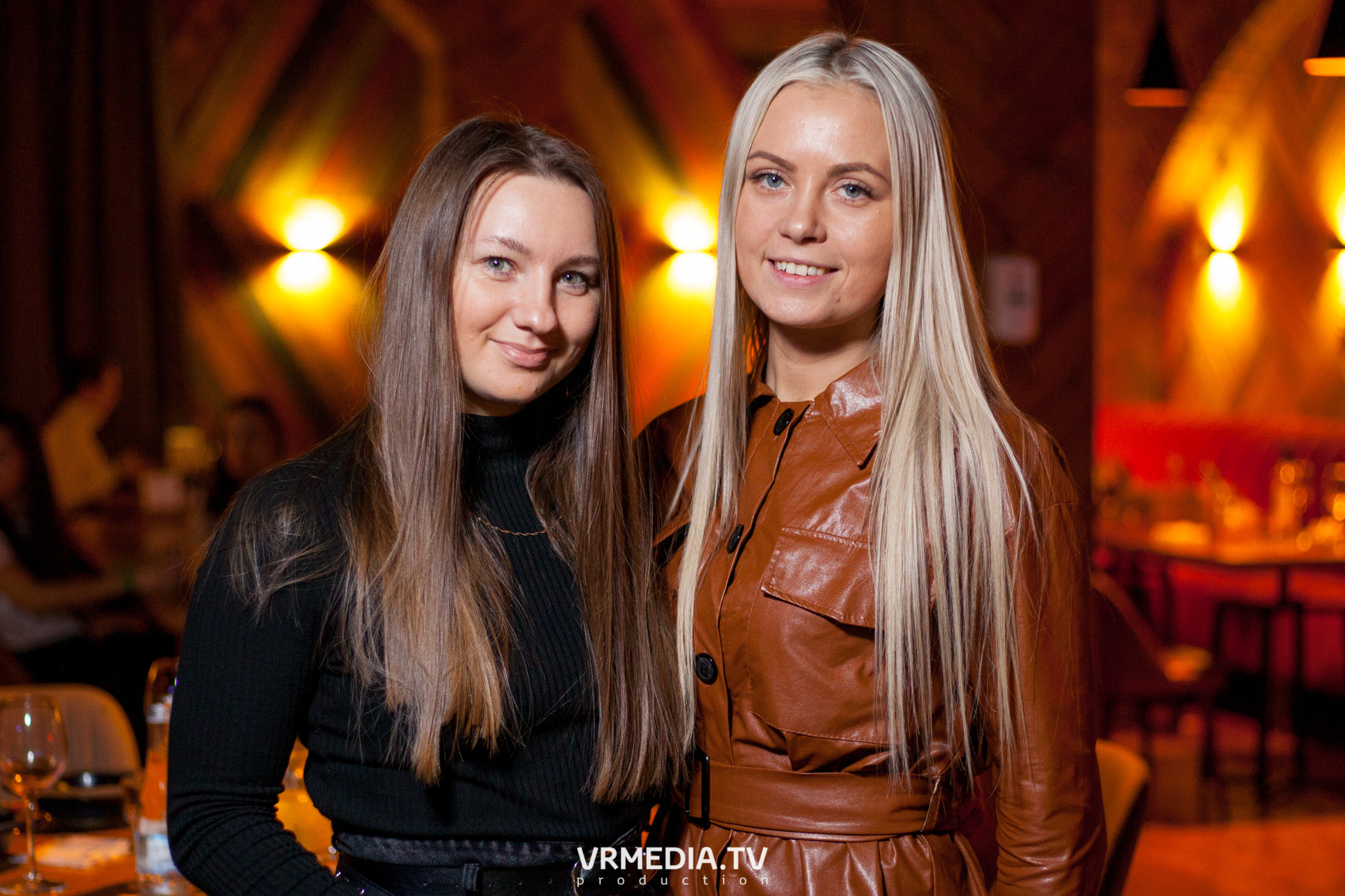 Крупным Планом в гриль-баре «Жара»