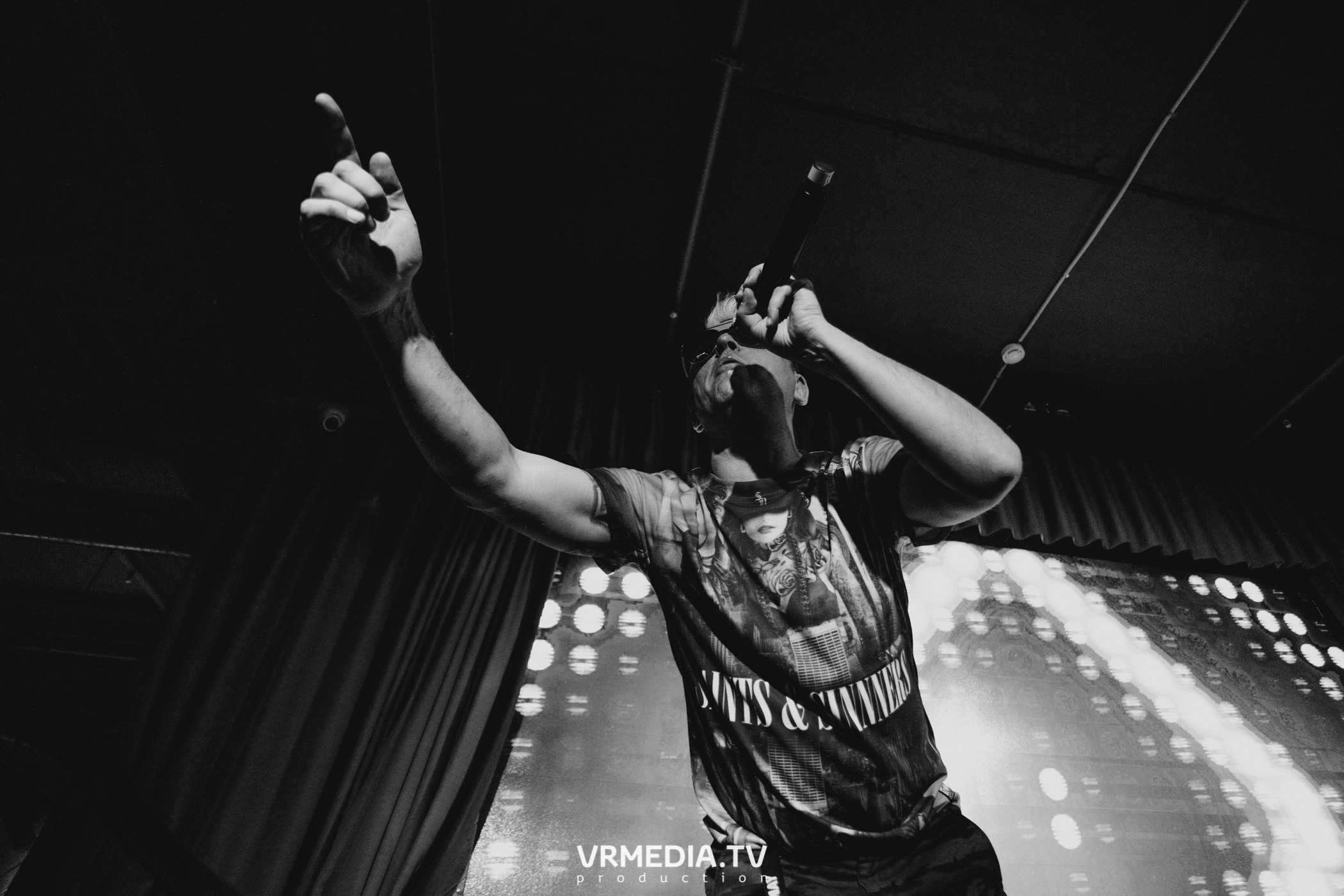 Концерт группы «Отпетые Мошенники» в гриль-баре «Жара»