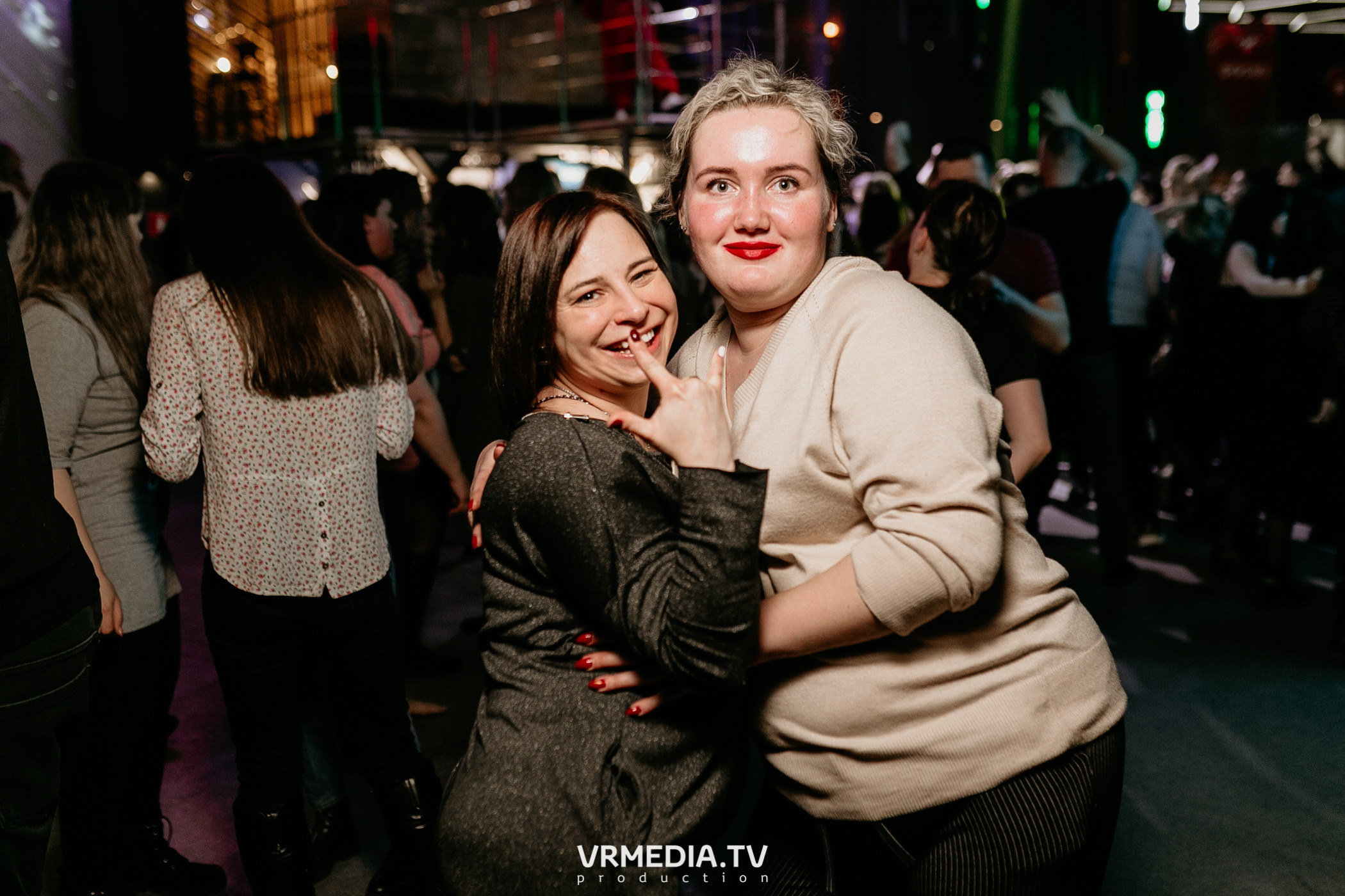 Выходные в баре «DOSKI»