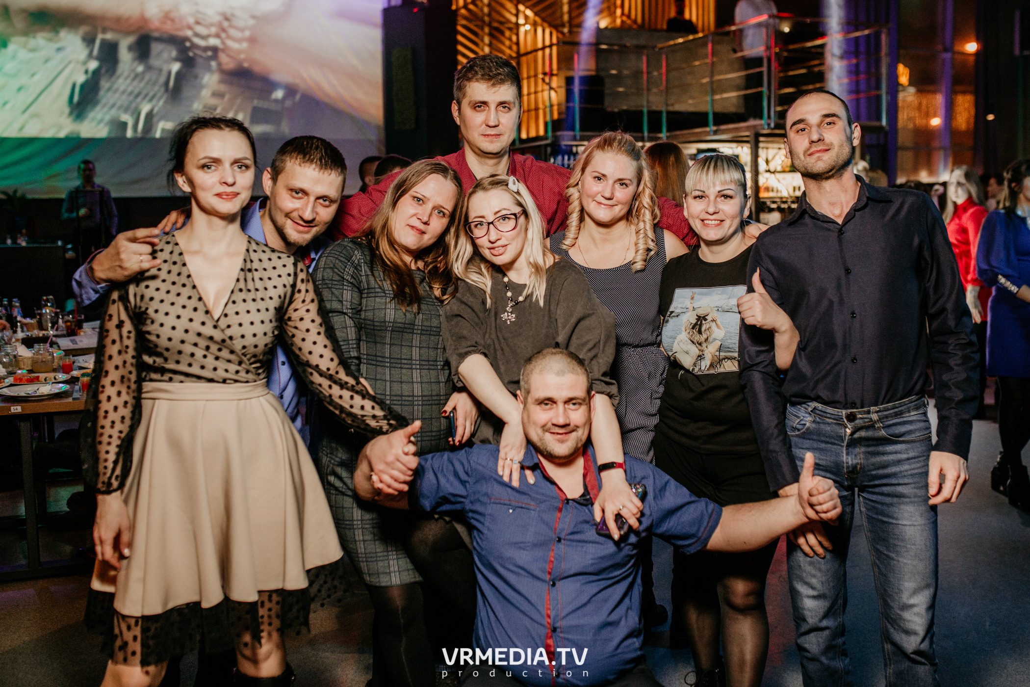 Выходные в баре «DOSKI»