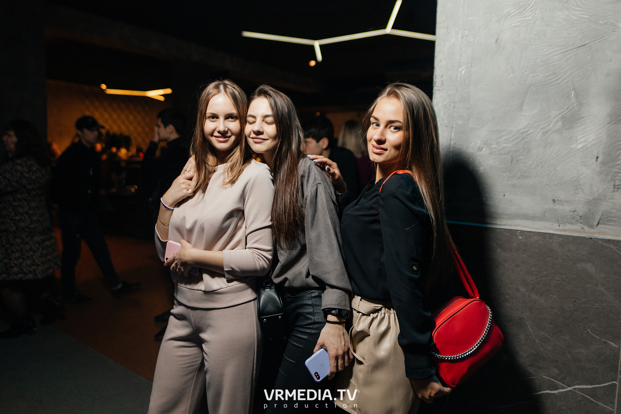 Выходные в баре «DOSKI»