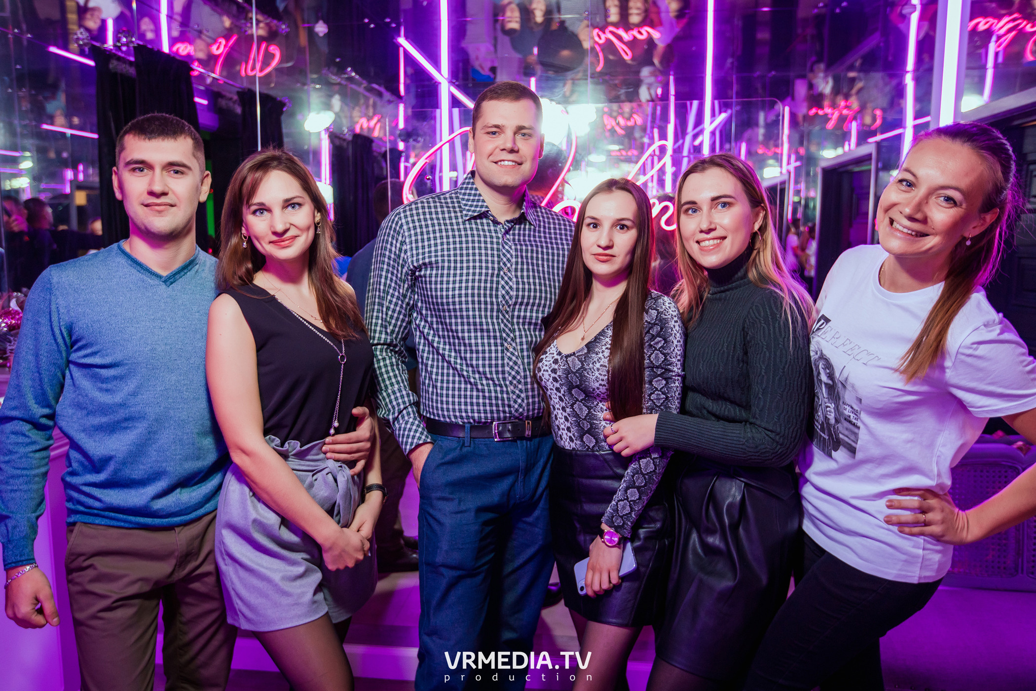 Довольно старый Новый год в караоке «Volna»