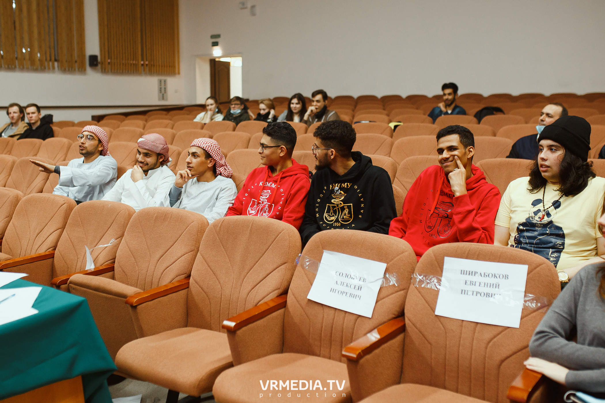 Студенческая весна в КемГМУ. Стомфак, Фармфак, и иностранные студенты