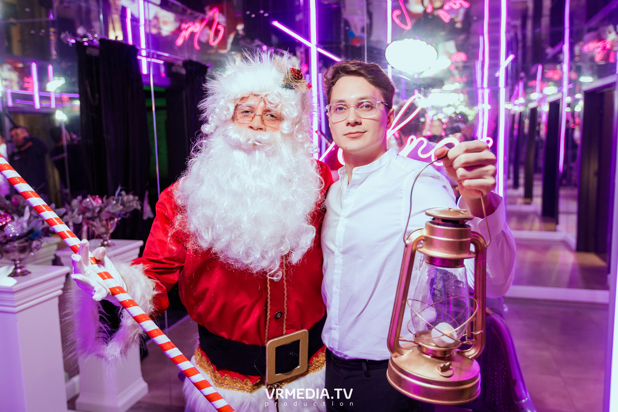 Merry Christmas в караоке «Volna»