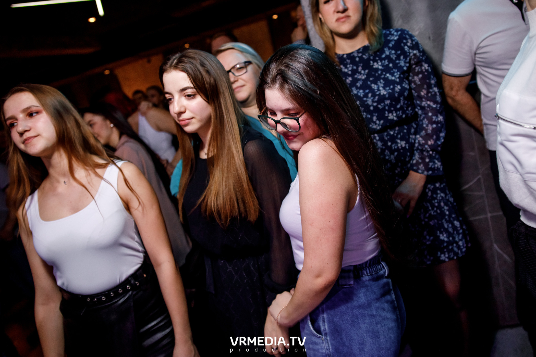 Выходные в баре «DOSKI»