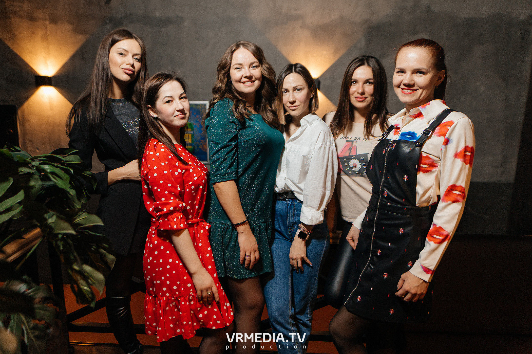 Выходные в баре «DOSKI»