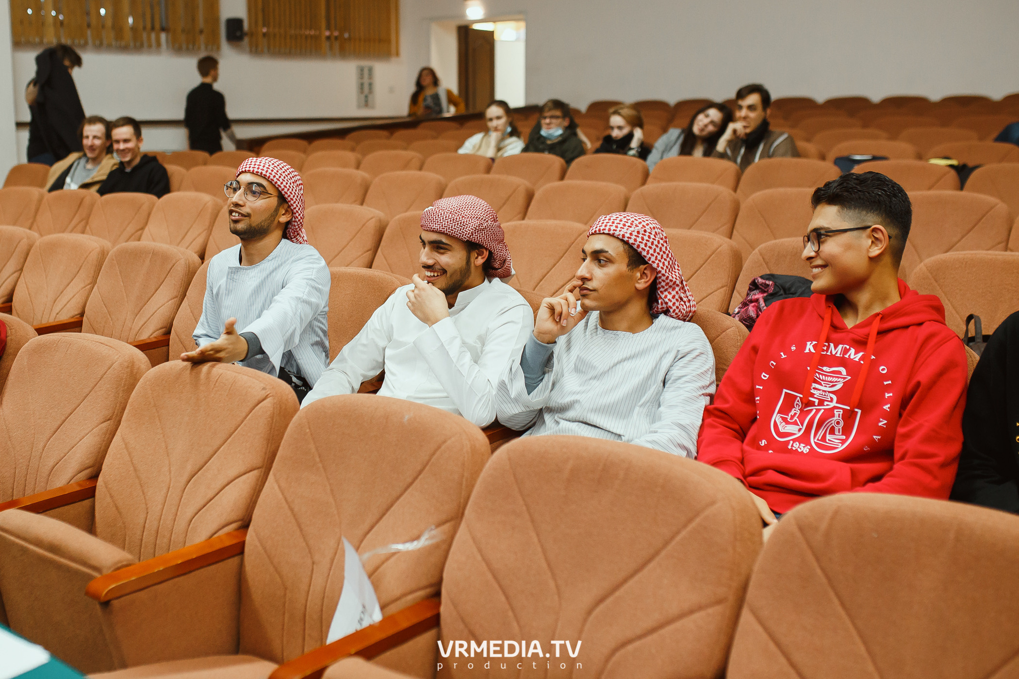 Студенческая весна в КемГМУ. Стомфак, Фармфак, и иностранные студенты