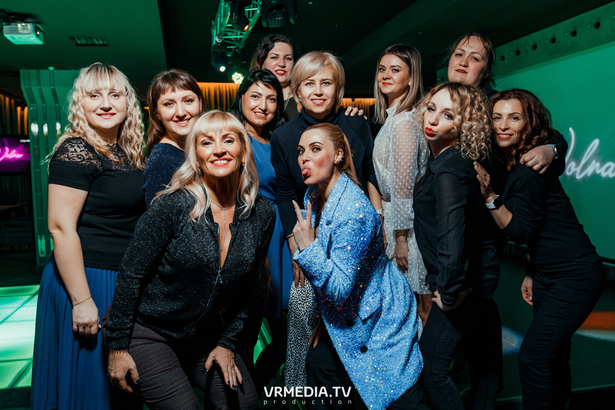 Women’s weekend в караоке «Volna»