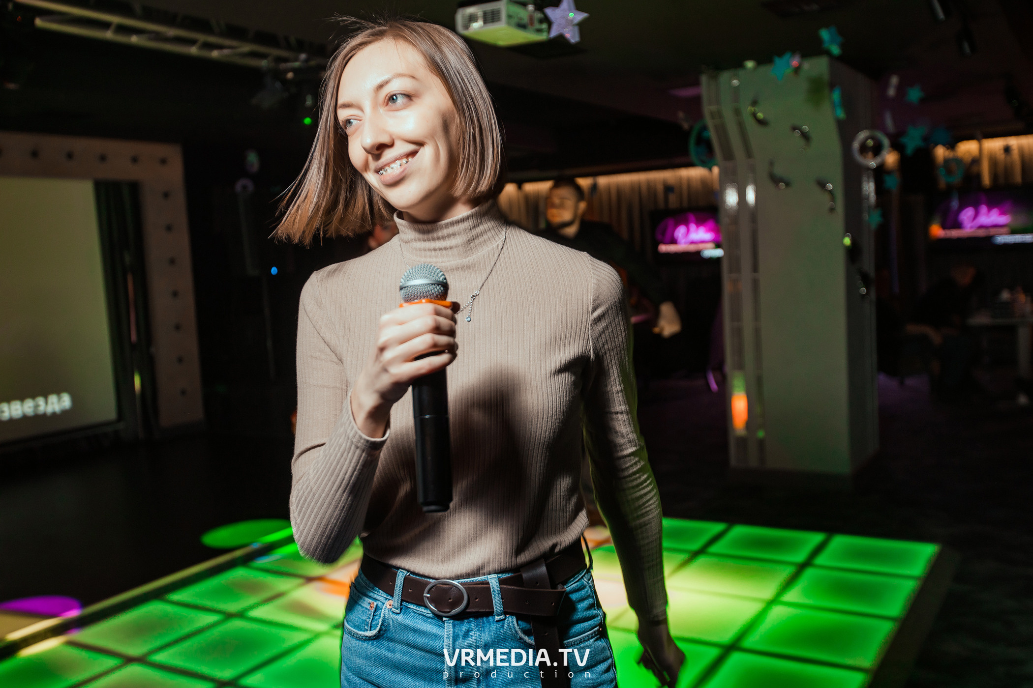 Довольно старый Новый год в караоке «Volna»