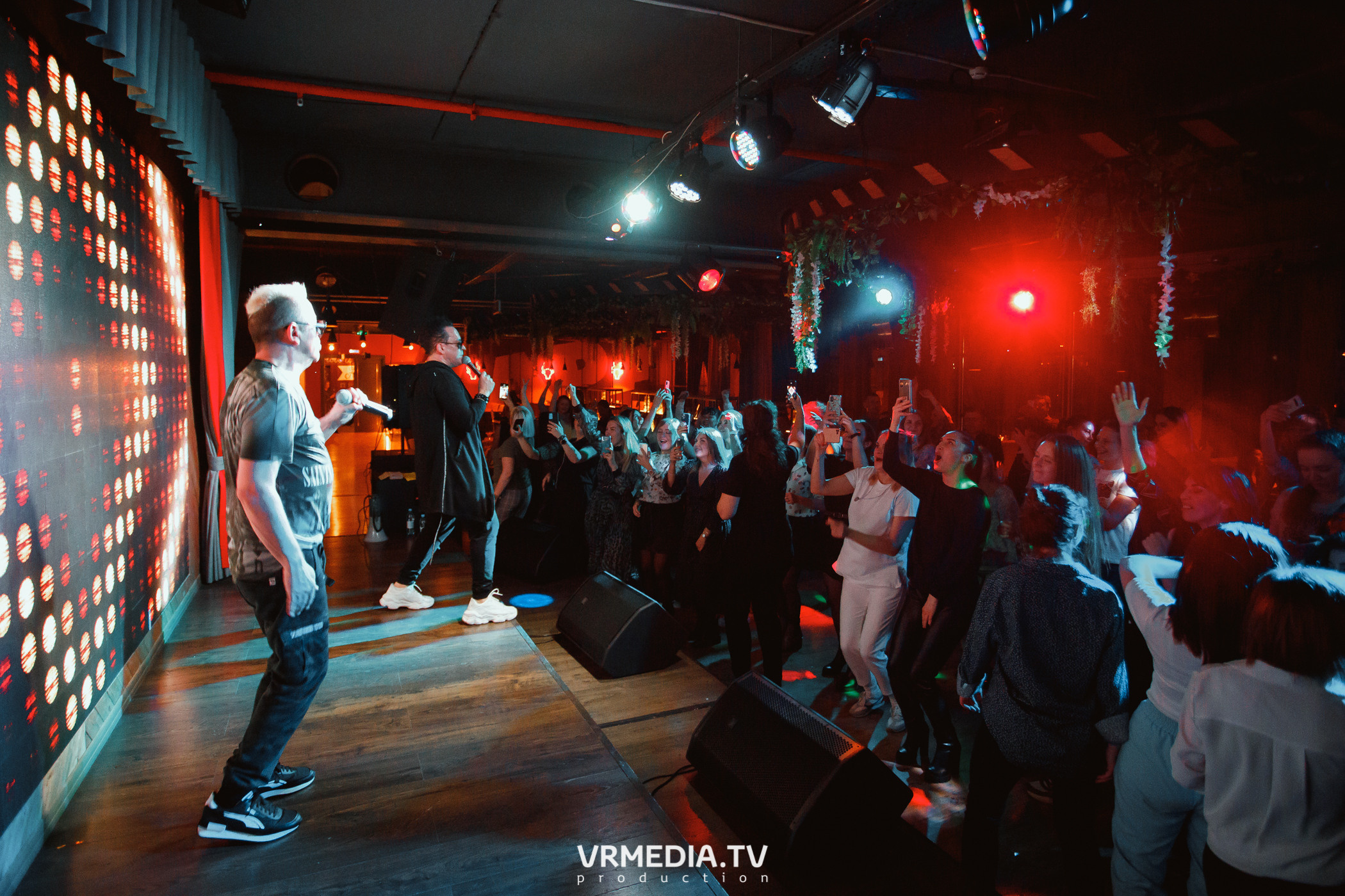 Концерт группы «Отпетые Мошенники» в гриль-баре «Жара»