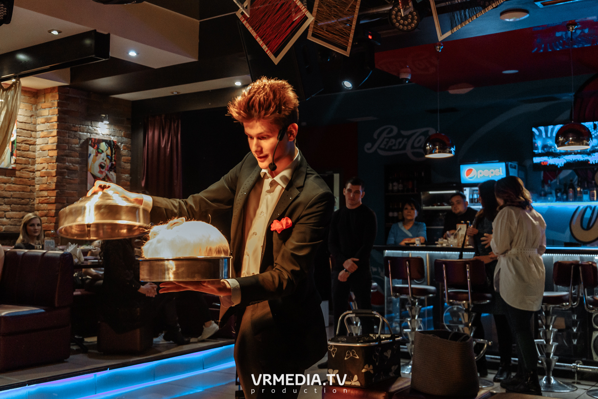 Международный женский день в караоке-баре «Четыре стихии»