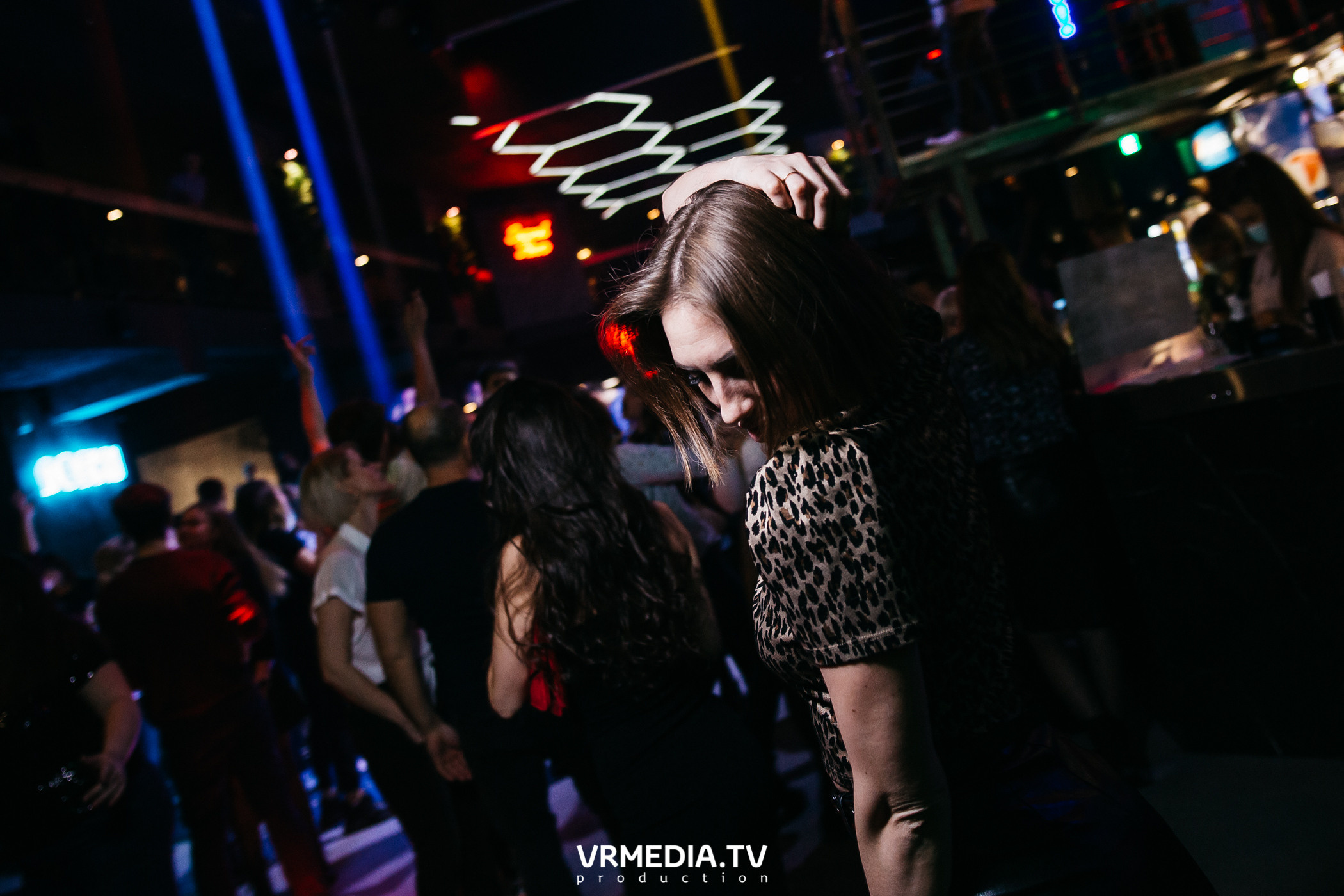 Выходные в баре «DOSKI»