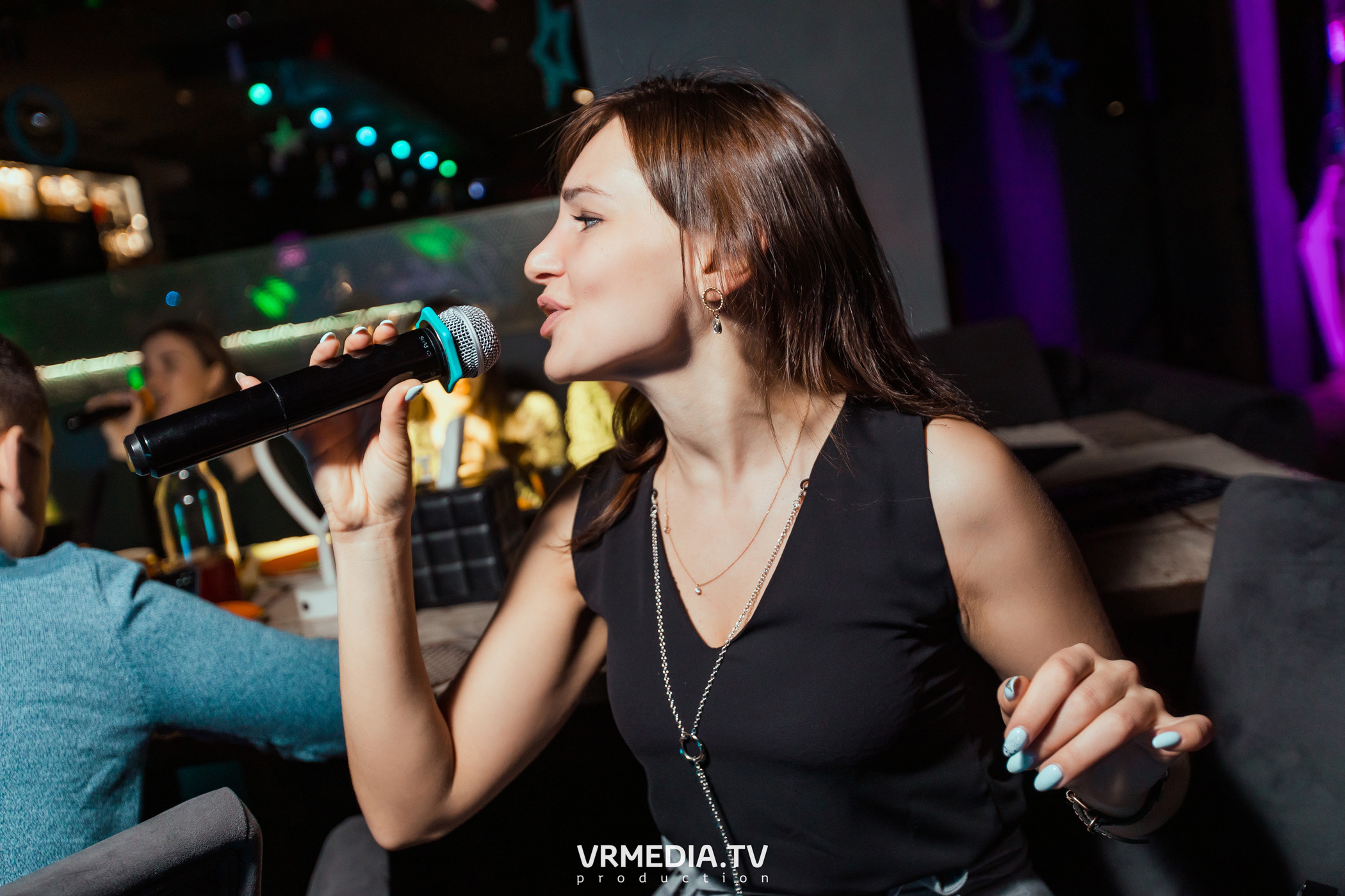 Довольно старый Новый год в караоке «Volna»