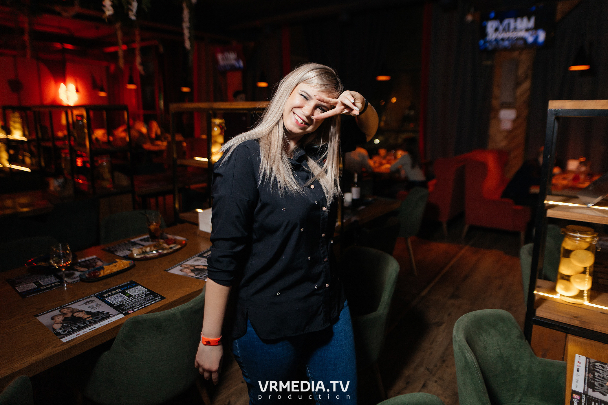 Крупным Планов в гриль-баре «Жара»