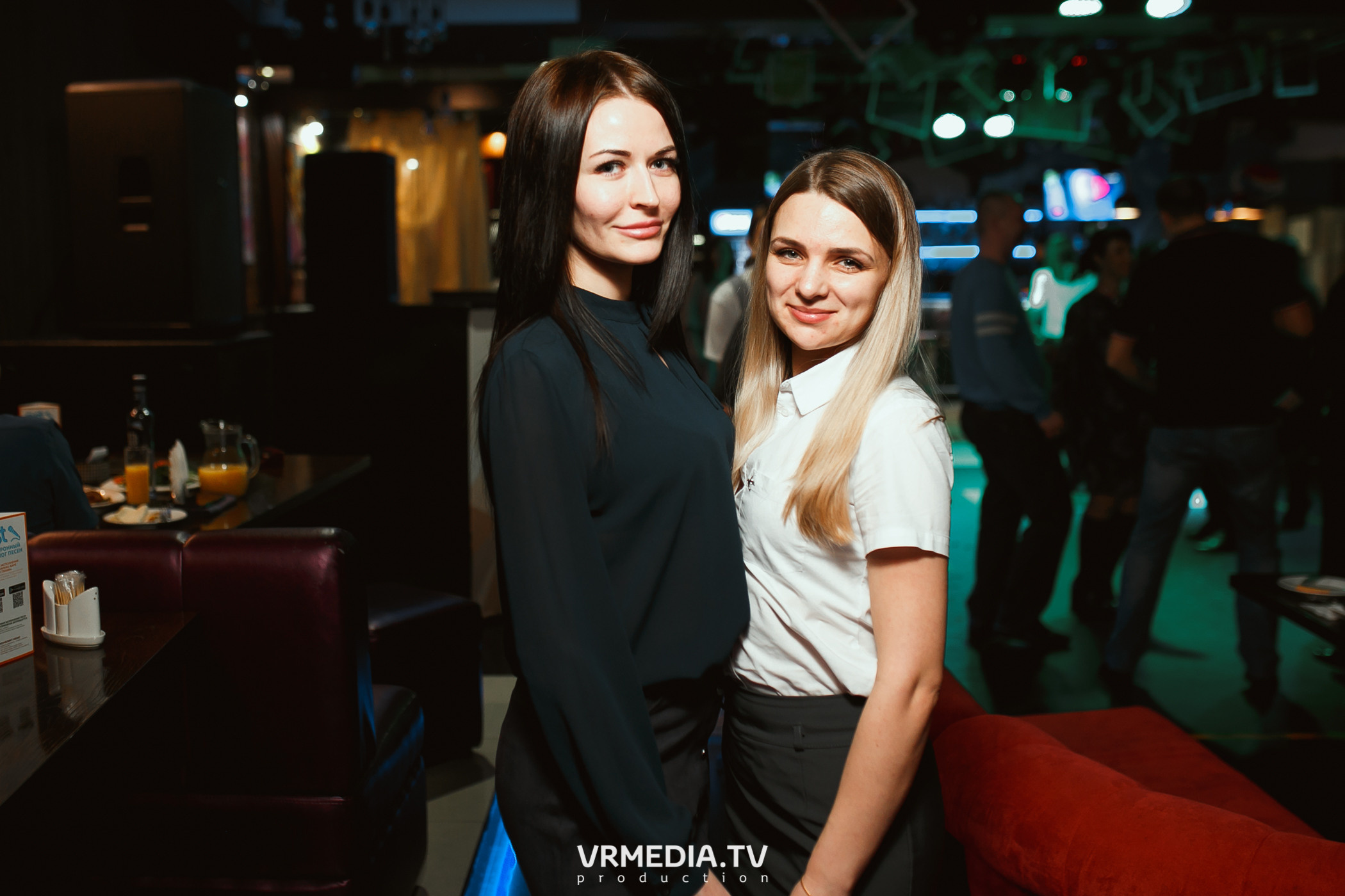 Международный женский день в караоке-баре «Четыре стихии»