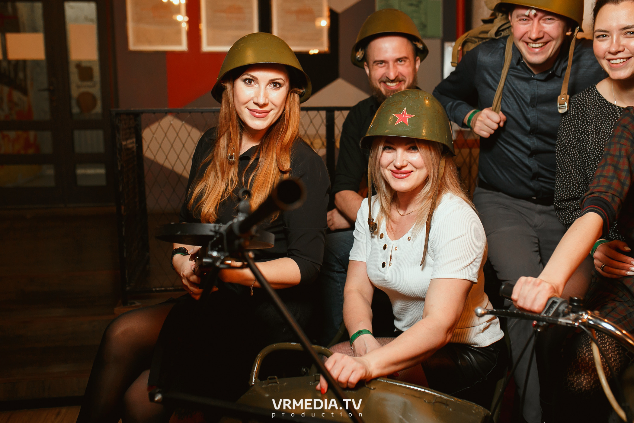 Крупным Планом в гриль-баре «Жара»