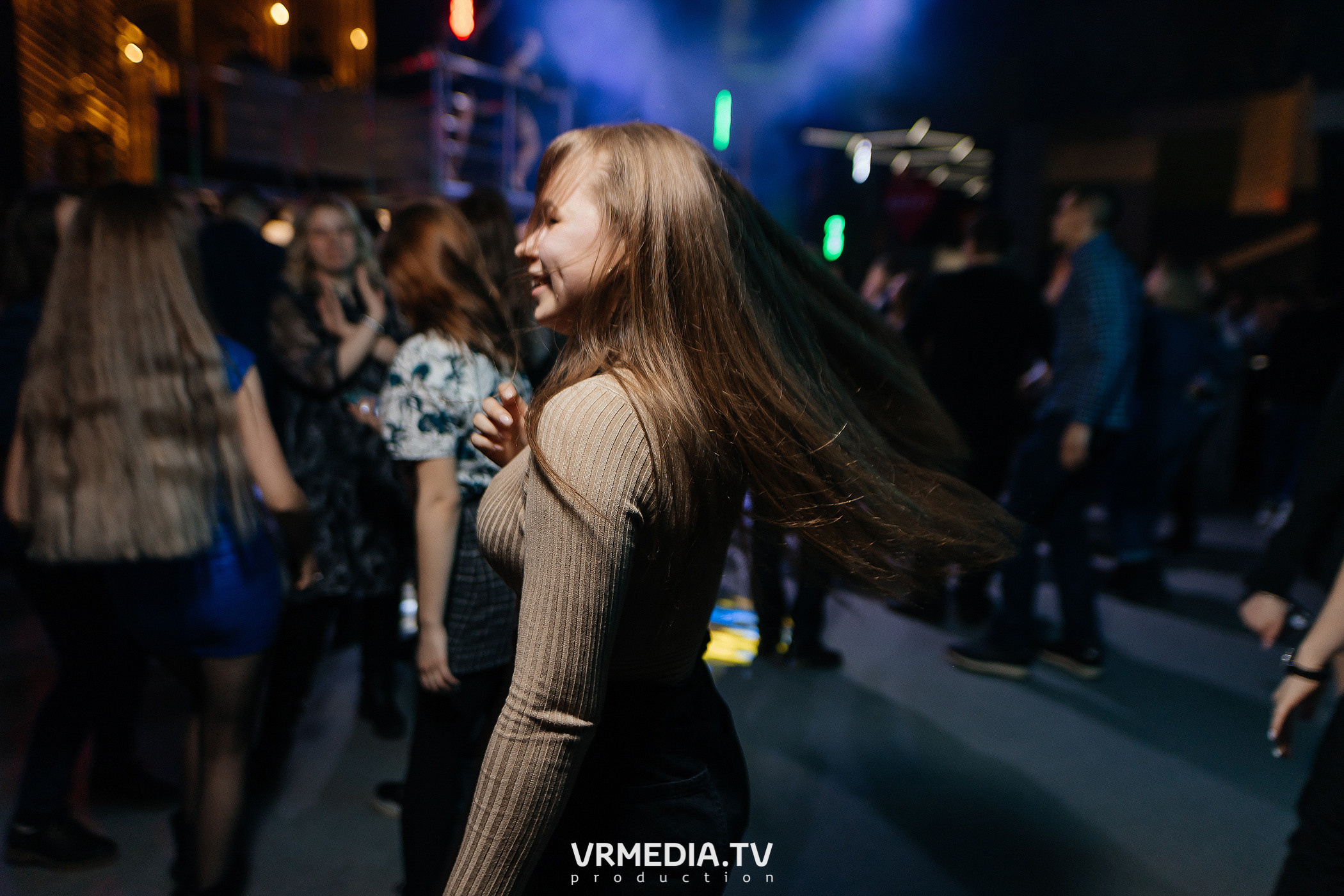 Выходные в баре «DOSKI»