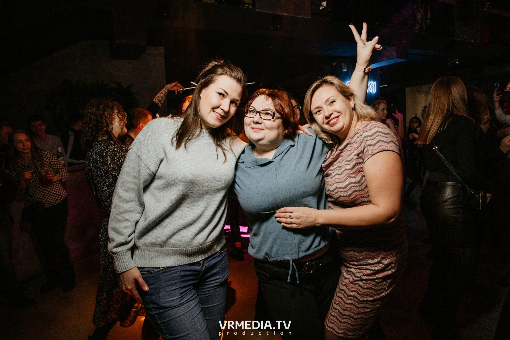 Выходные в баре «DOSKI»