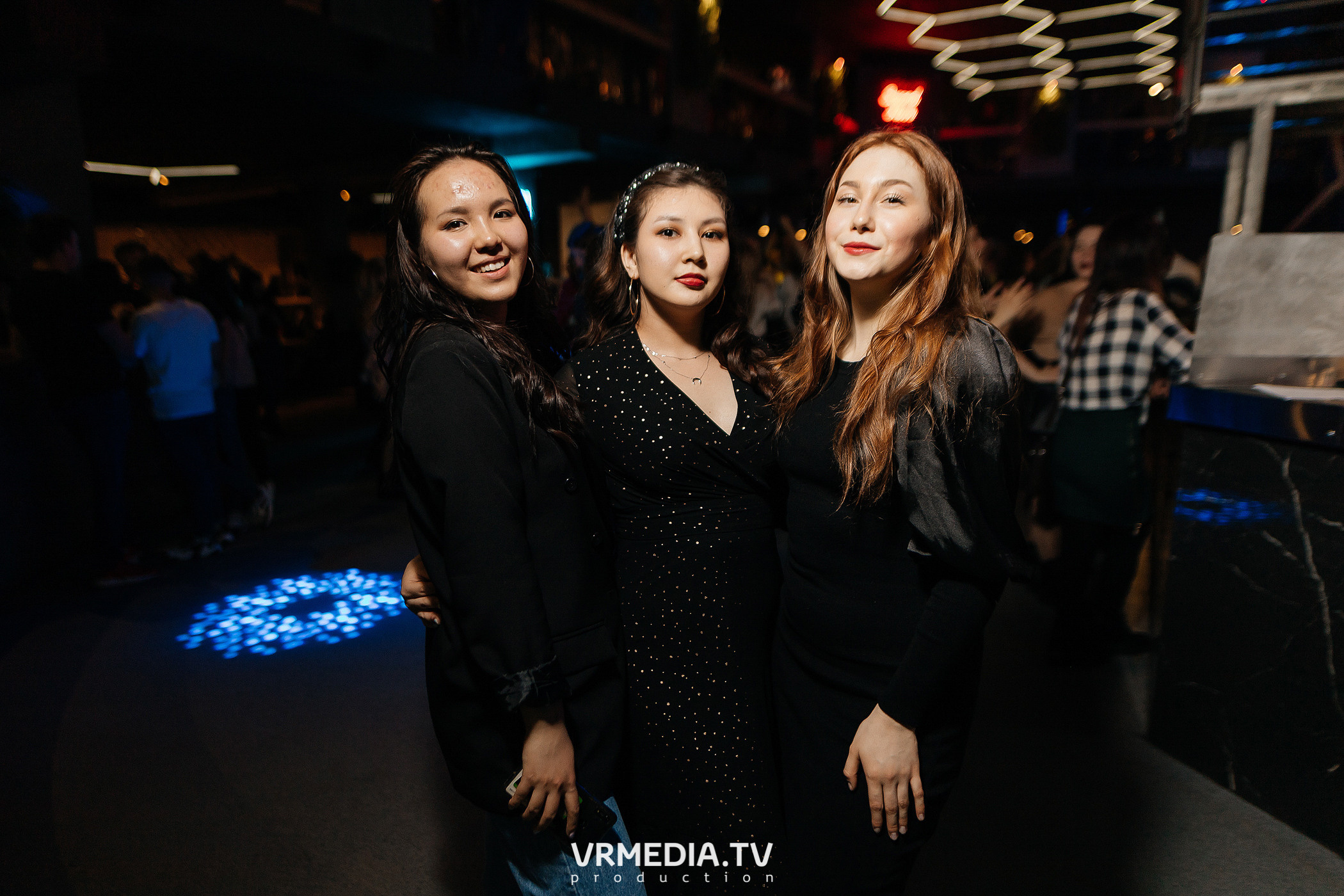 Выходные в баре «DOSKI»